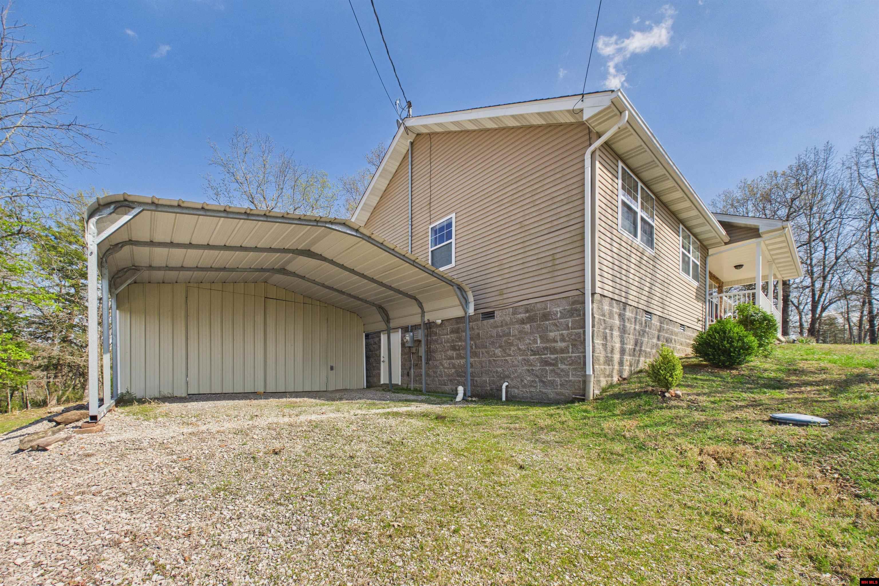 113 Waterfront Circle