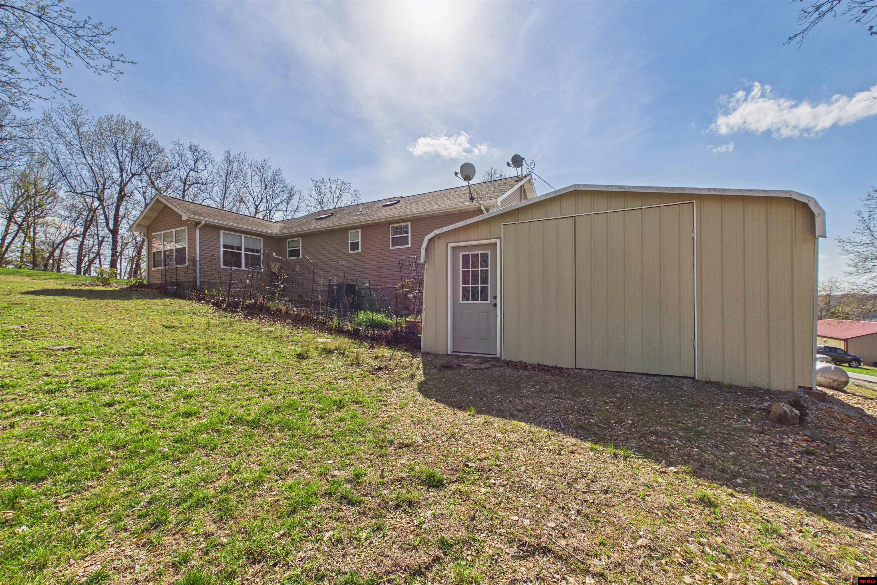 113 Waterfront Circle