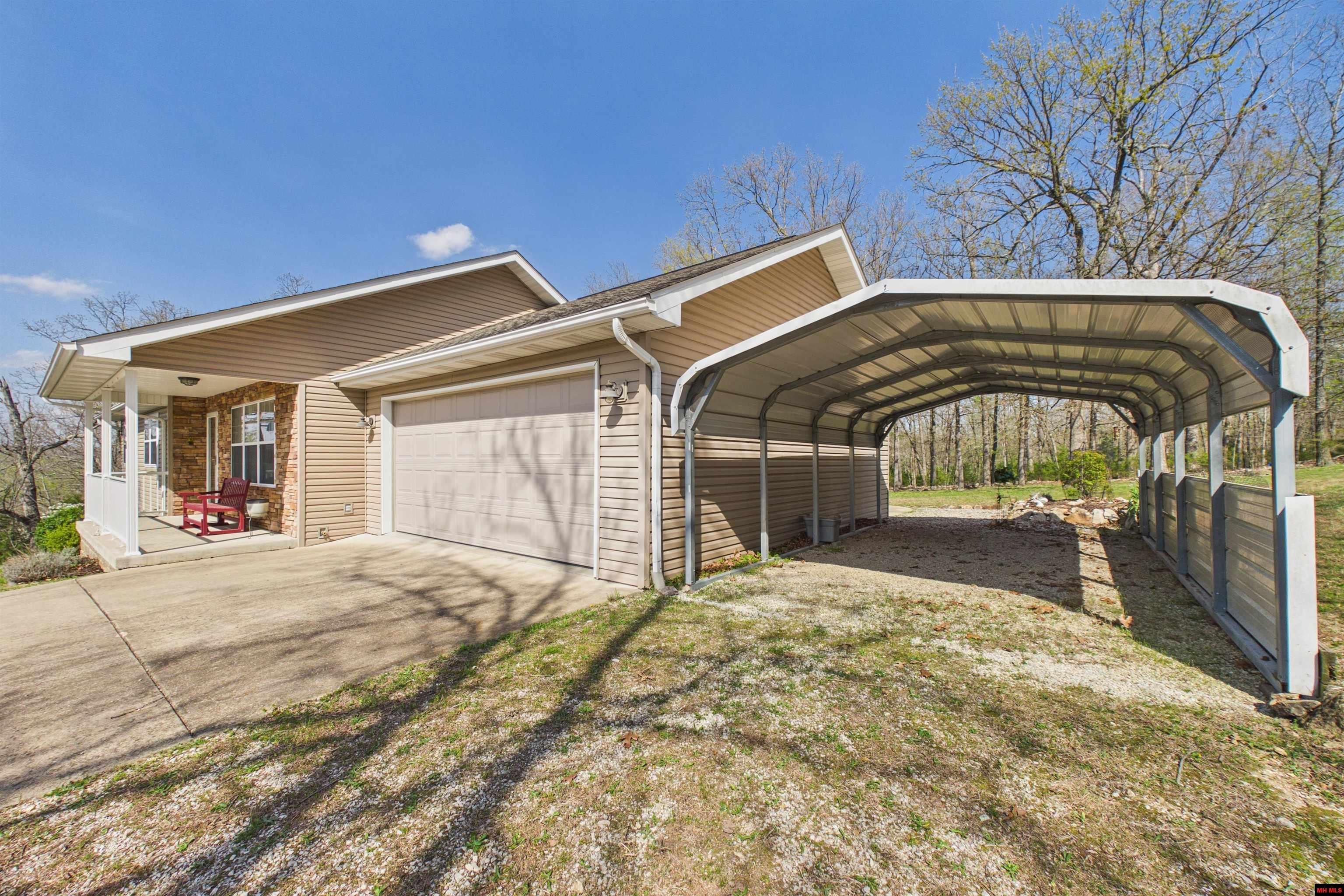 113 Waterfront Circle