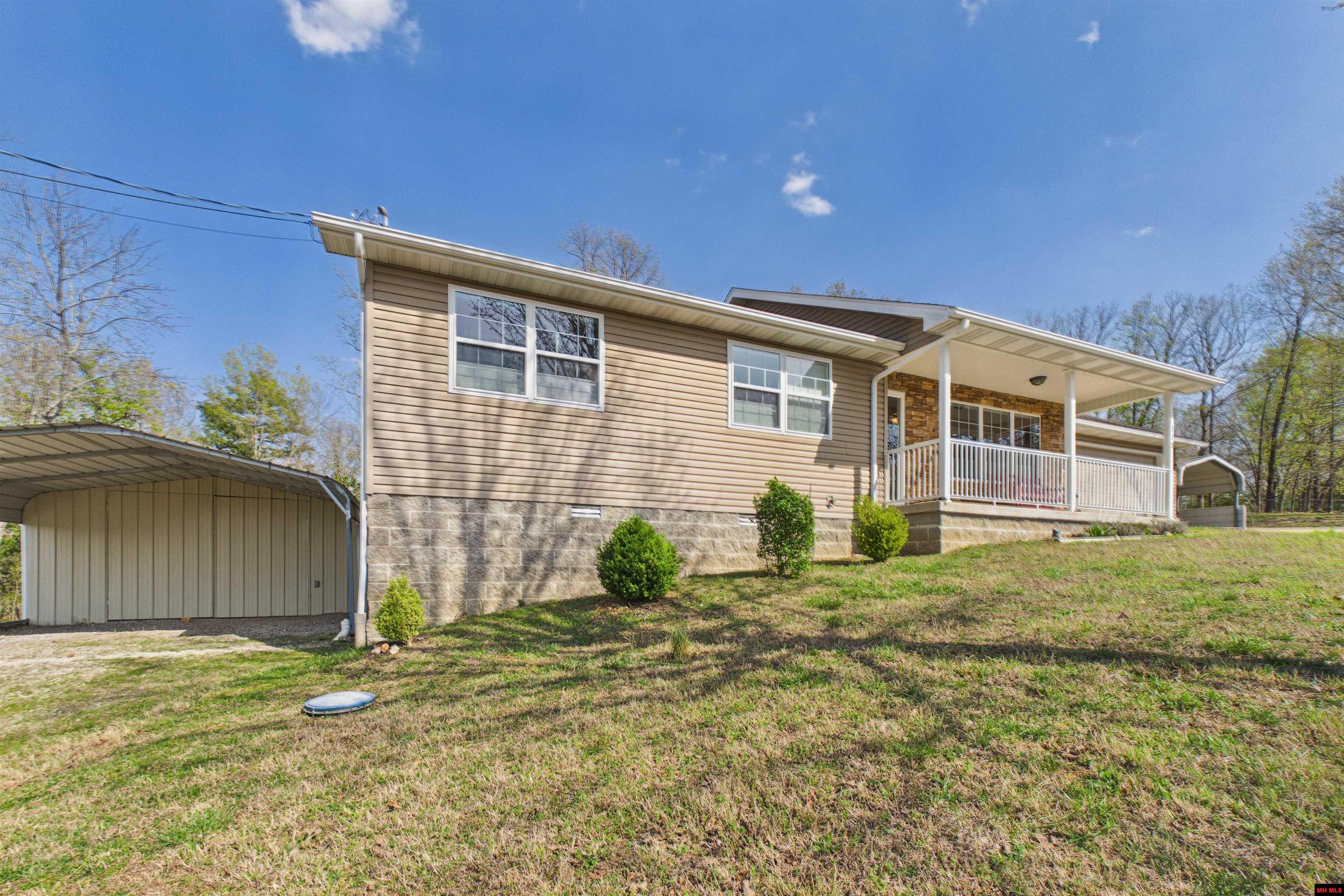 113 Waterfront Circle