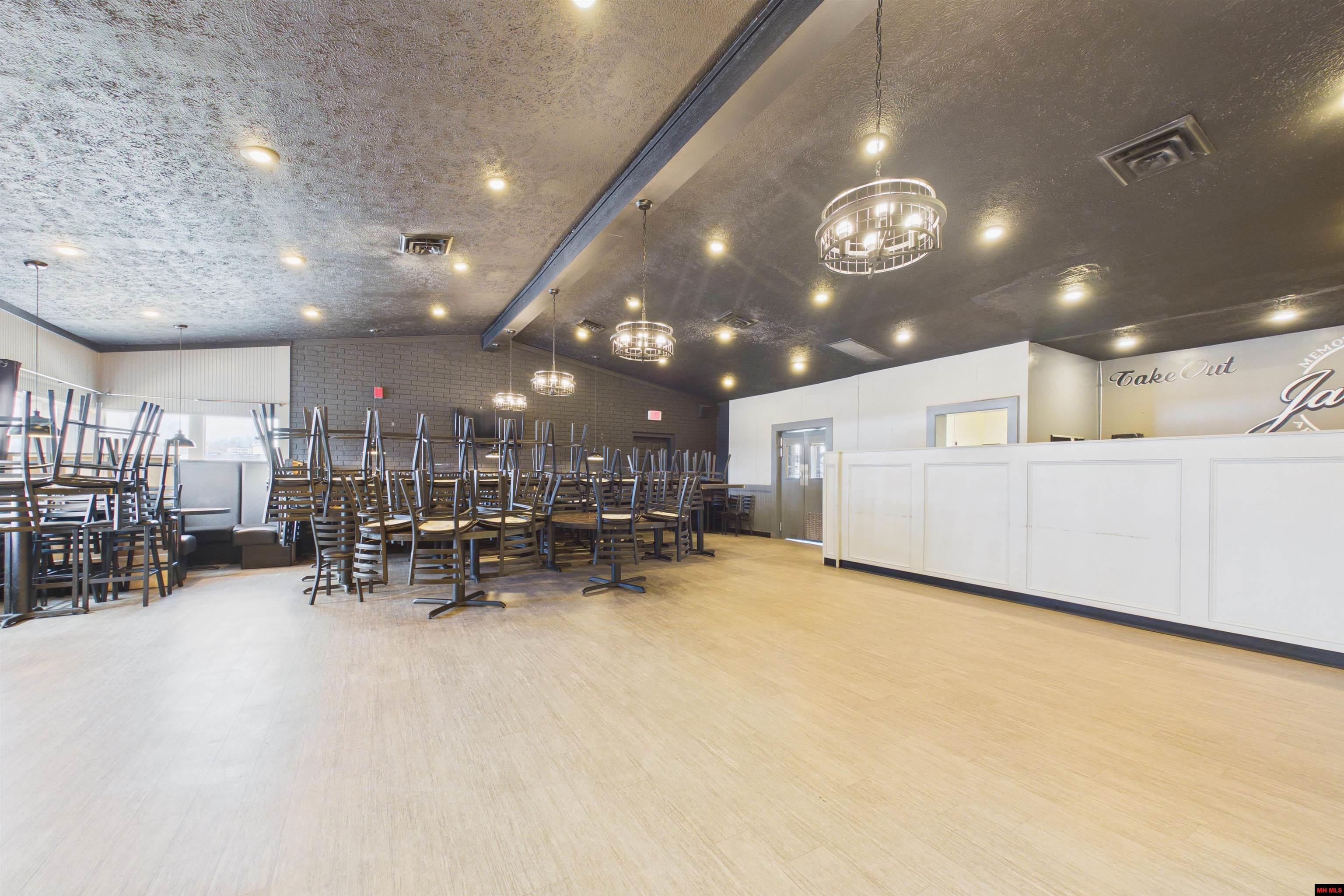 1502 HWY 62 EAST Mountain Home, AR