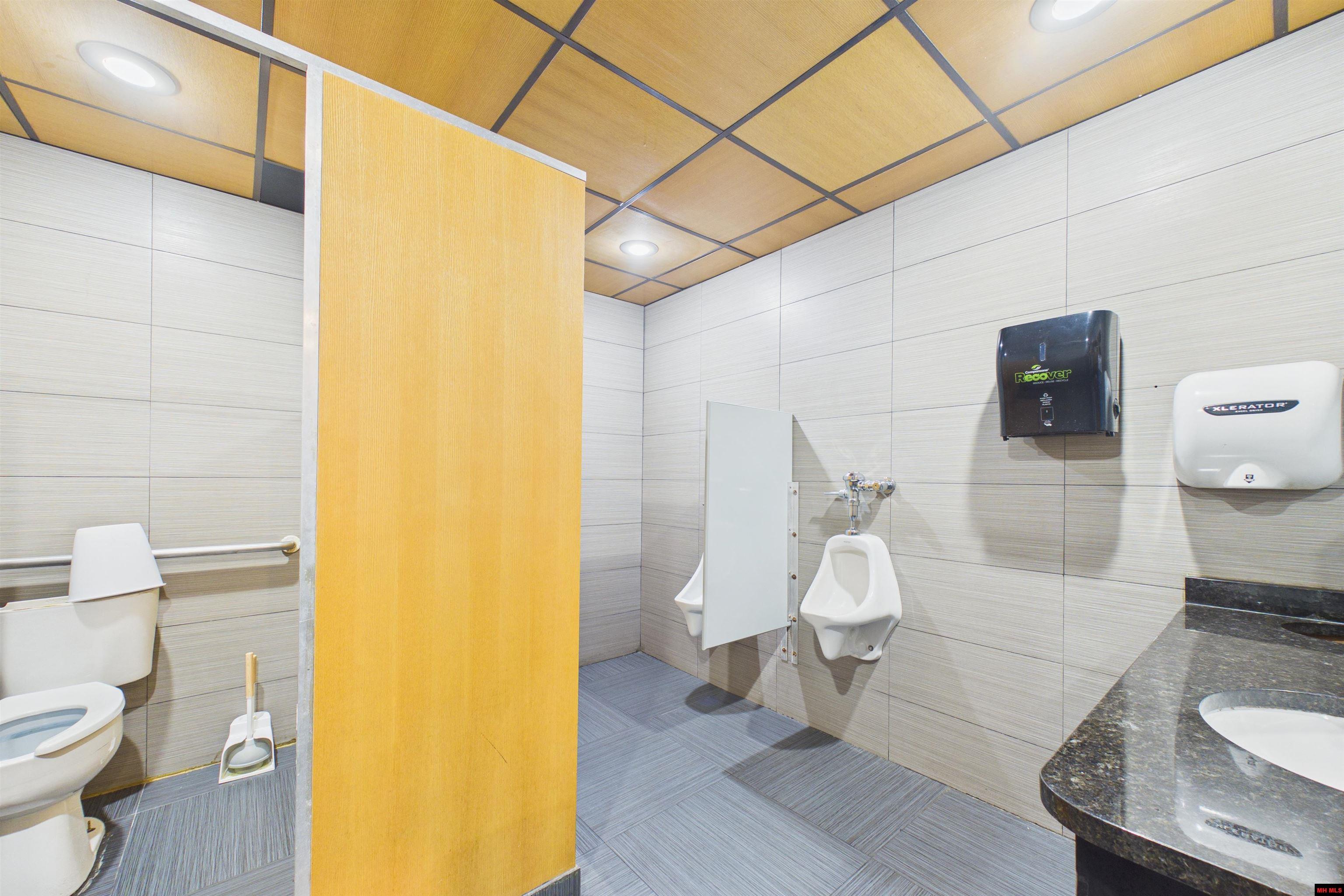 1502 HWY 62 EAST Mountain Home, AR