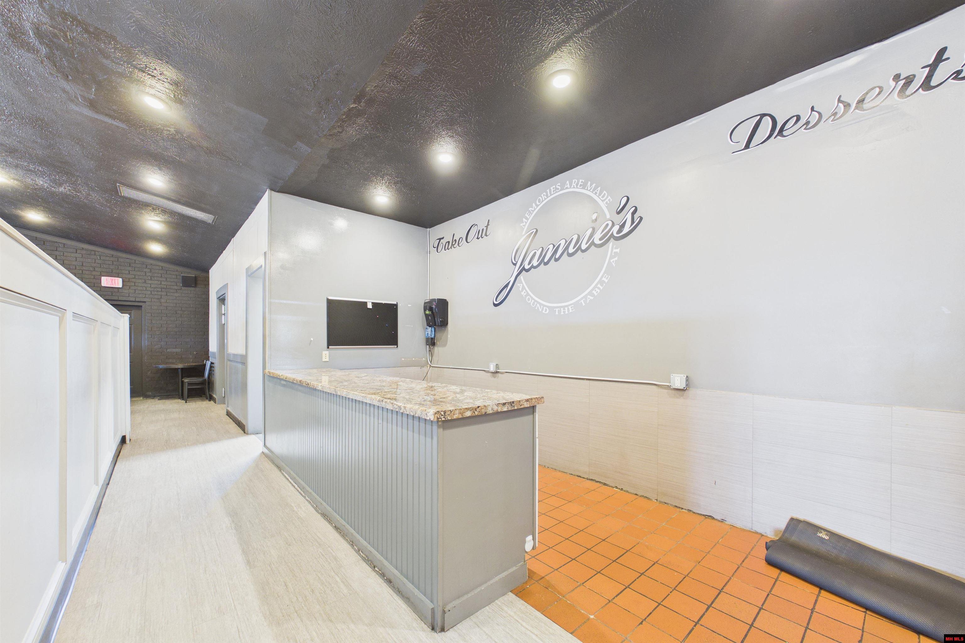 1502 HWY 62 EAST Mountain Home, AR