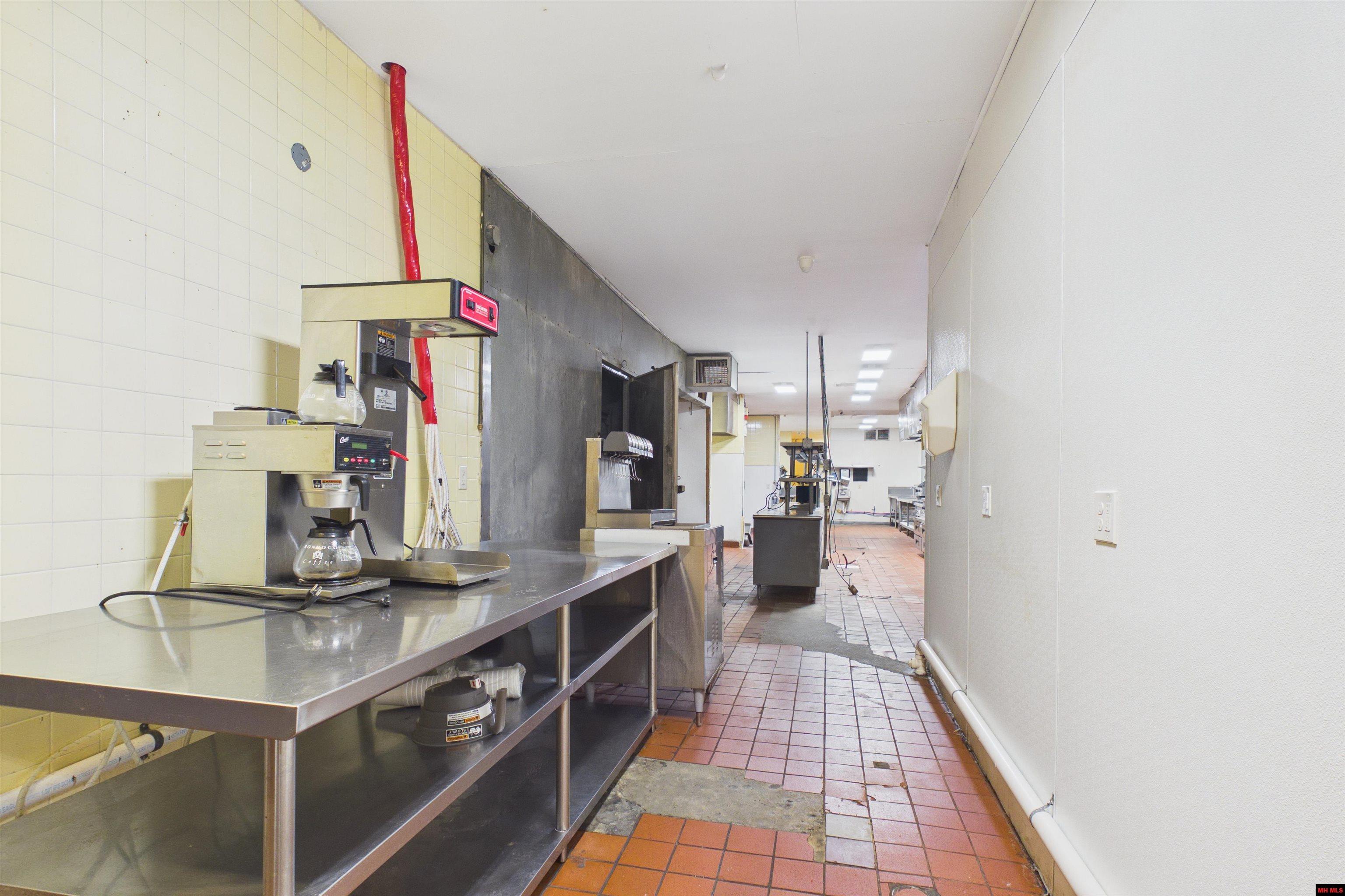 1502 HWY 62 EAST Mountain Home, AR