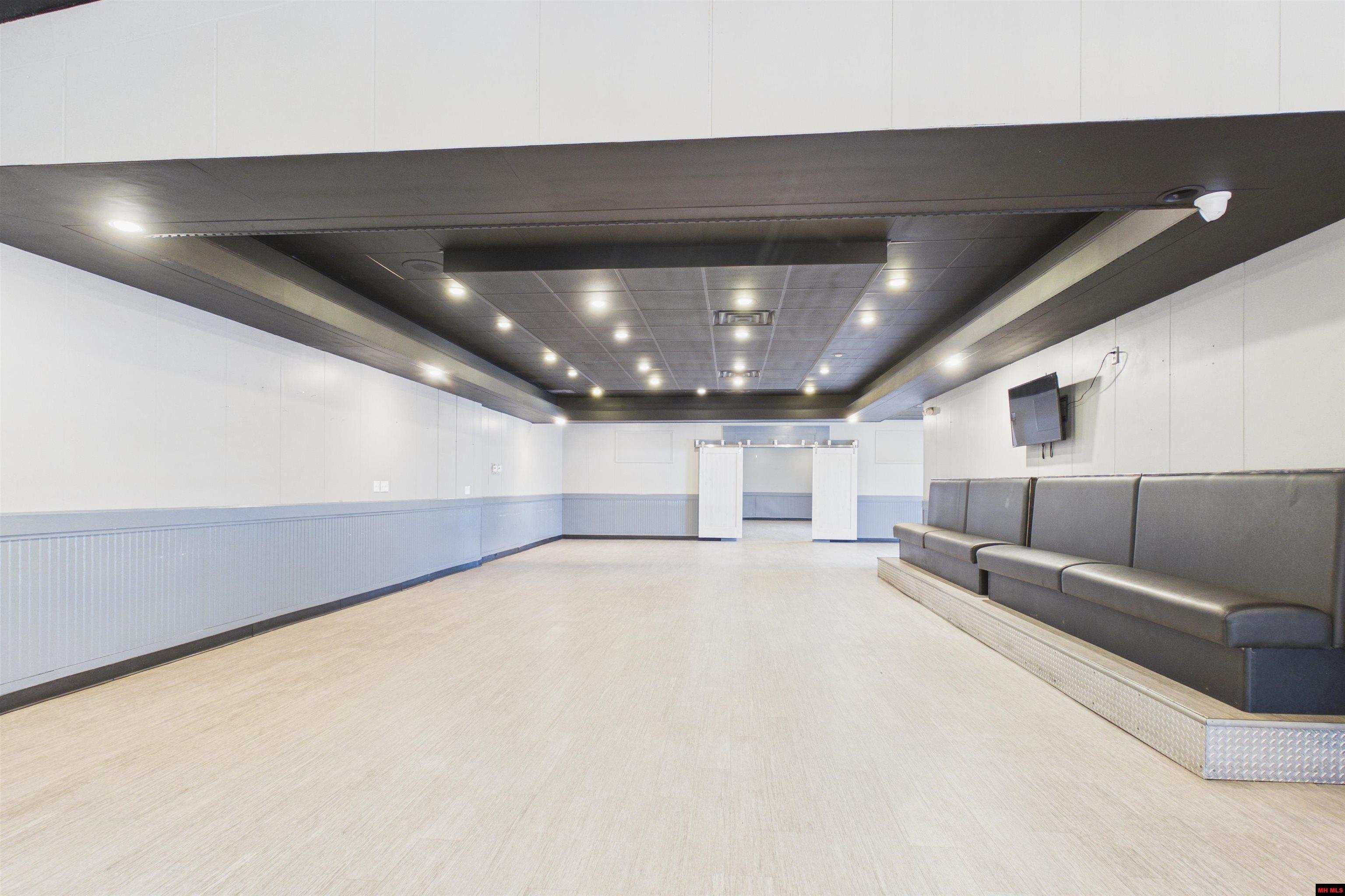 1502 HWY 62 EAST Mountain Home, AR