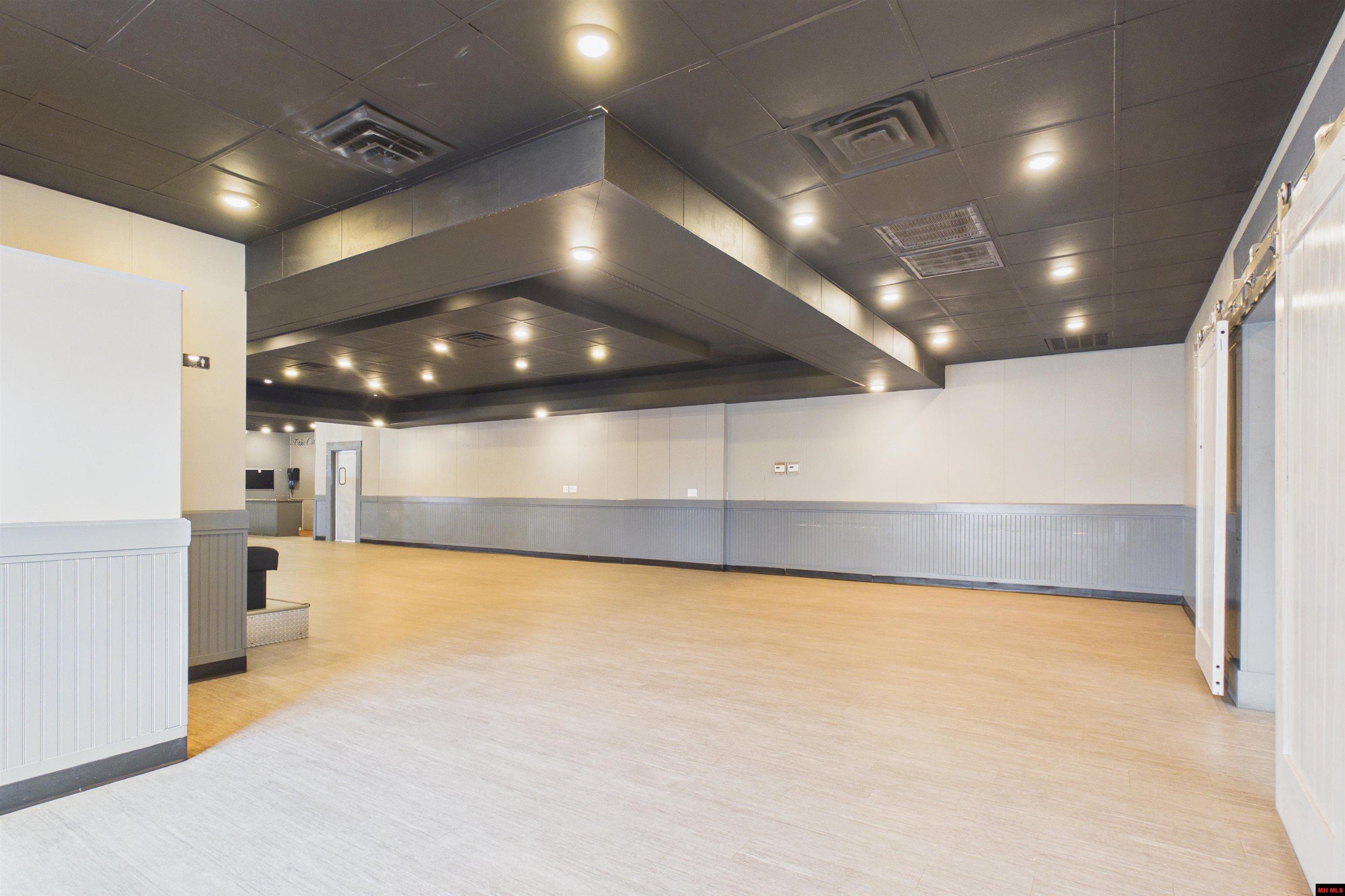 1502 HWY 62 EAST Mountain Home, AR