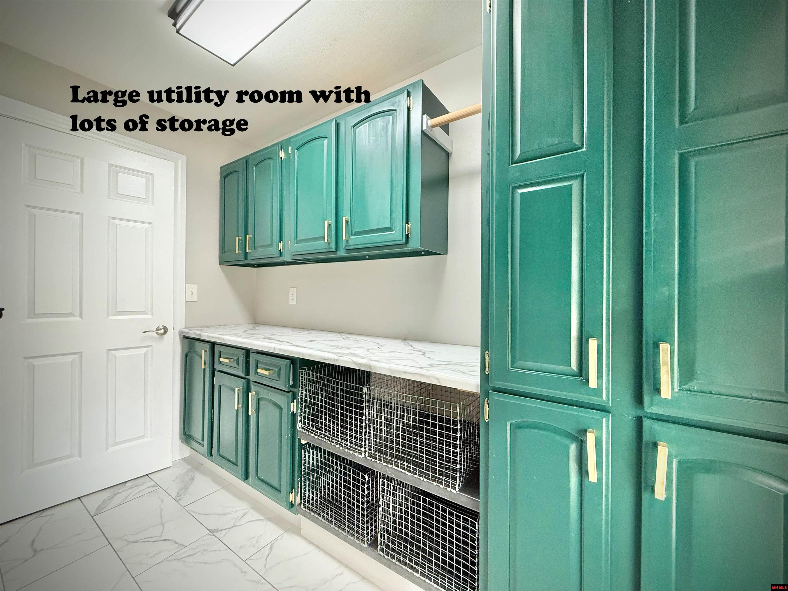 1301 Cresswell Drive