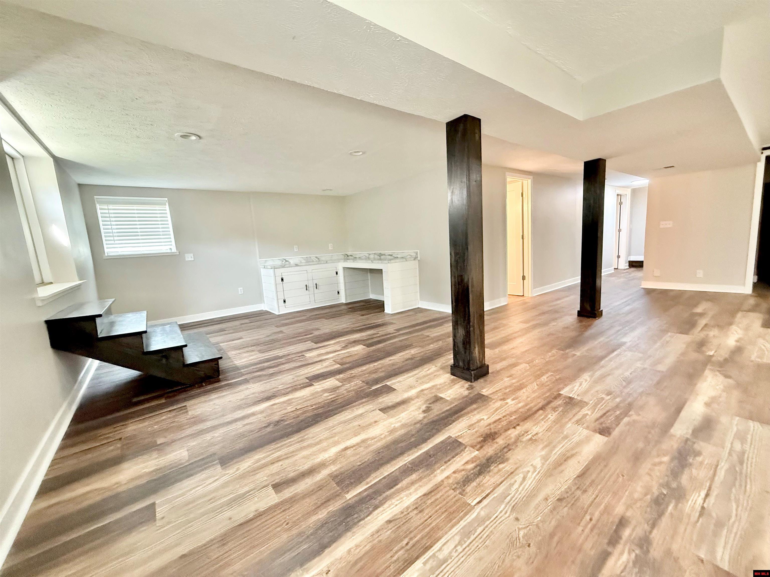 1301 Cresswell Drive