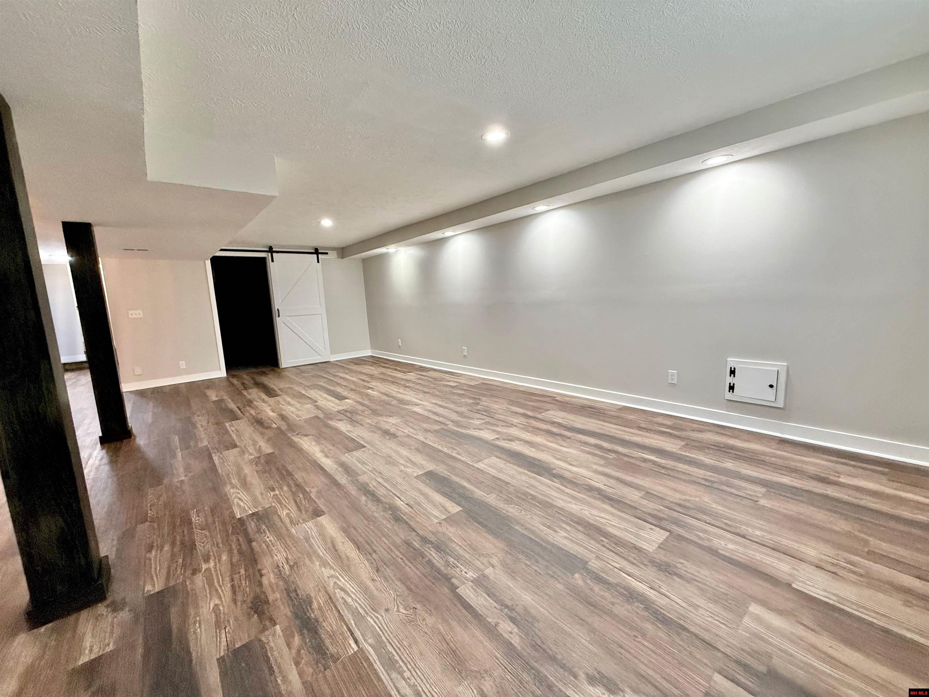 1301 Cresswell Drive