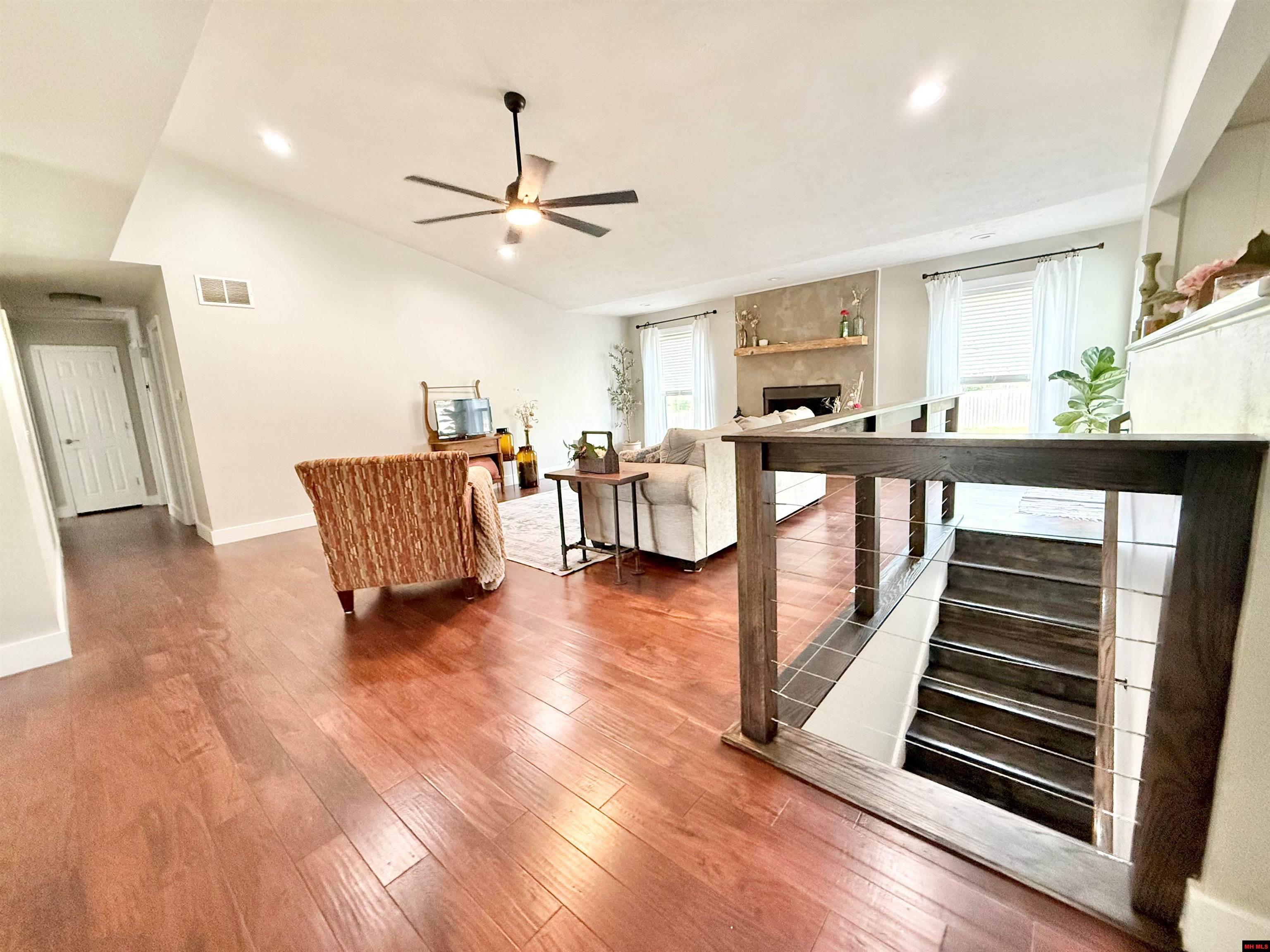 1301 Cresswell Drive