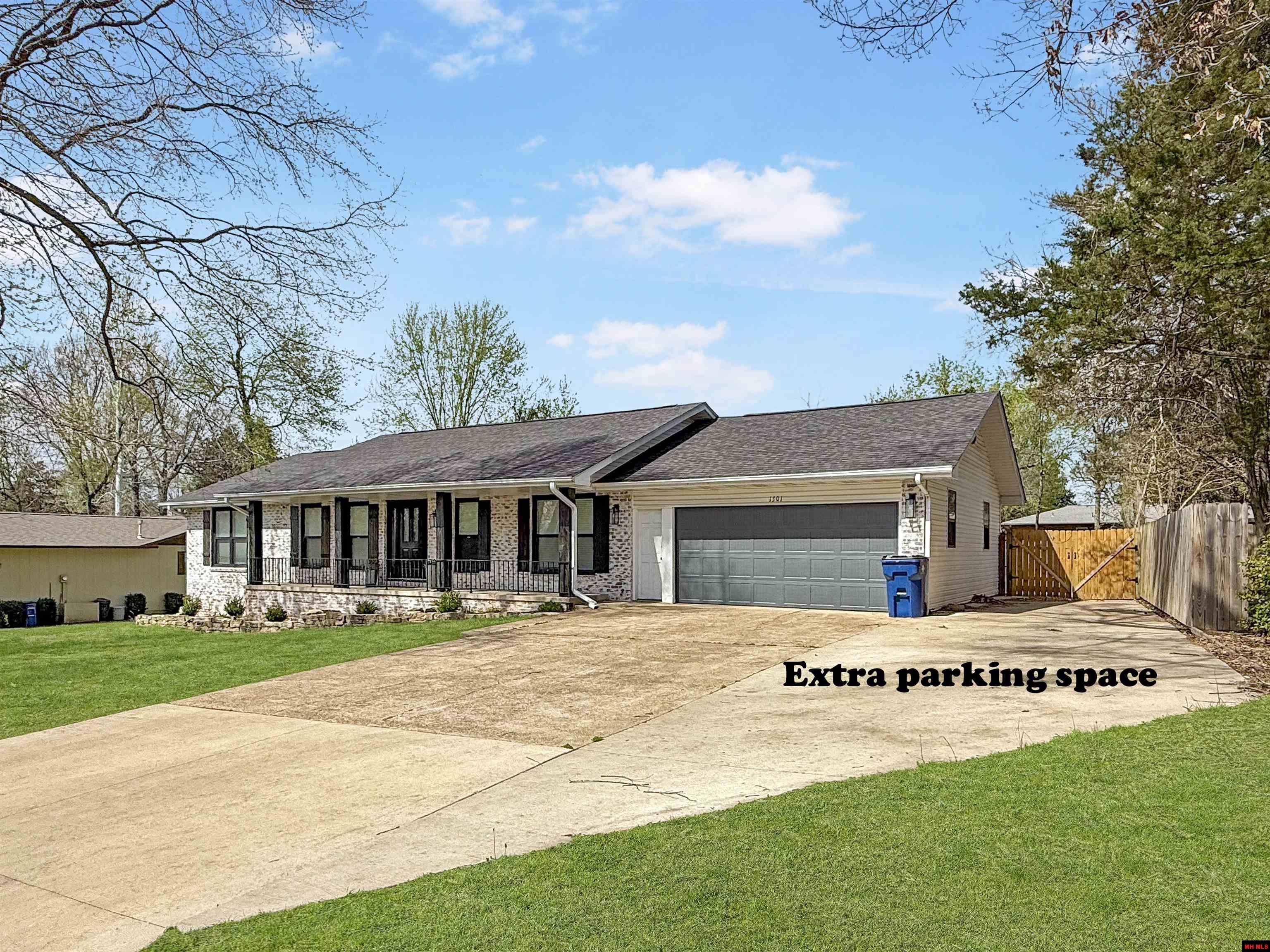 1301 Cresswell Drive