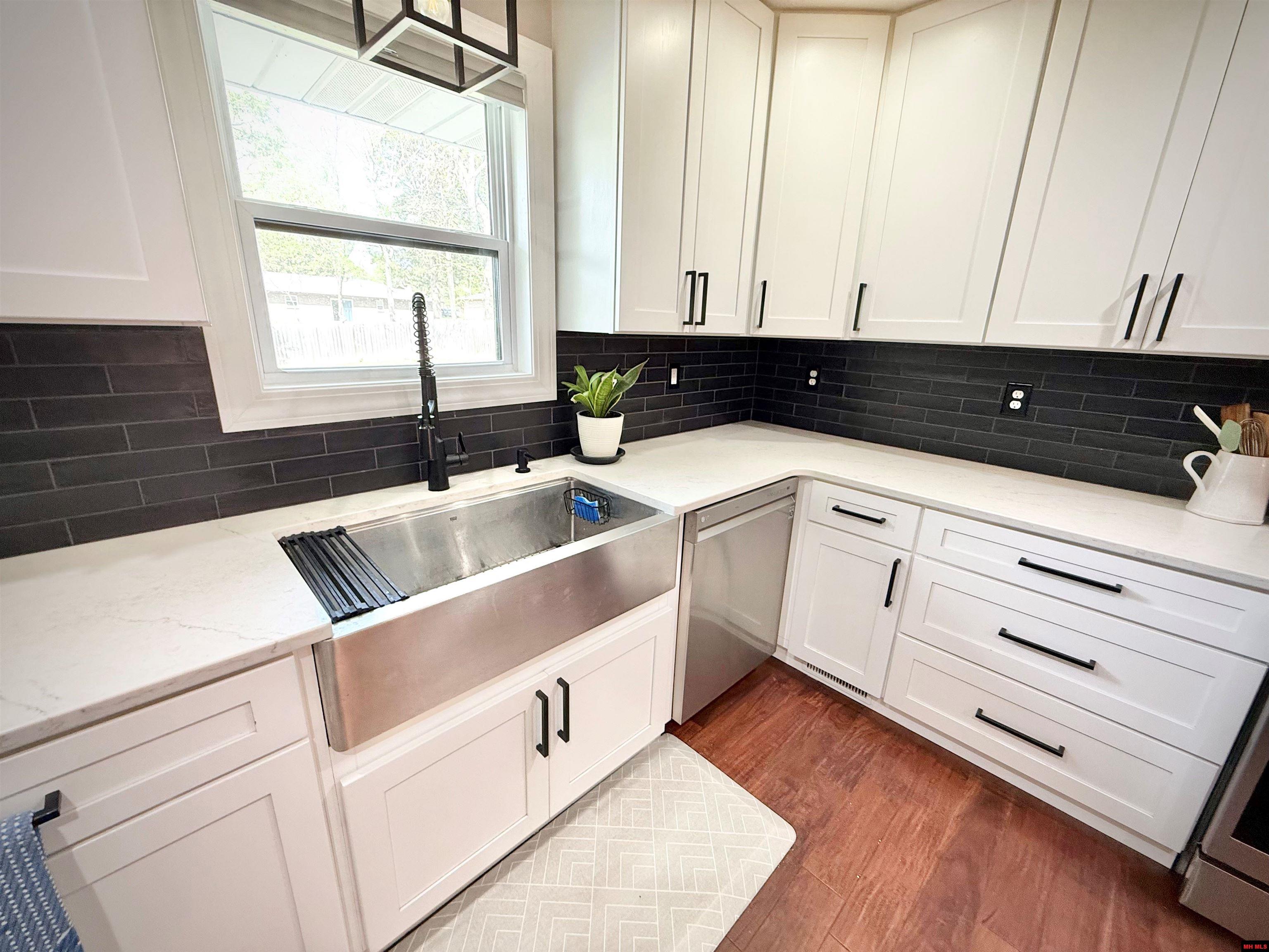 1301 Cresswell Drive