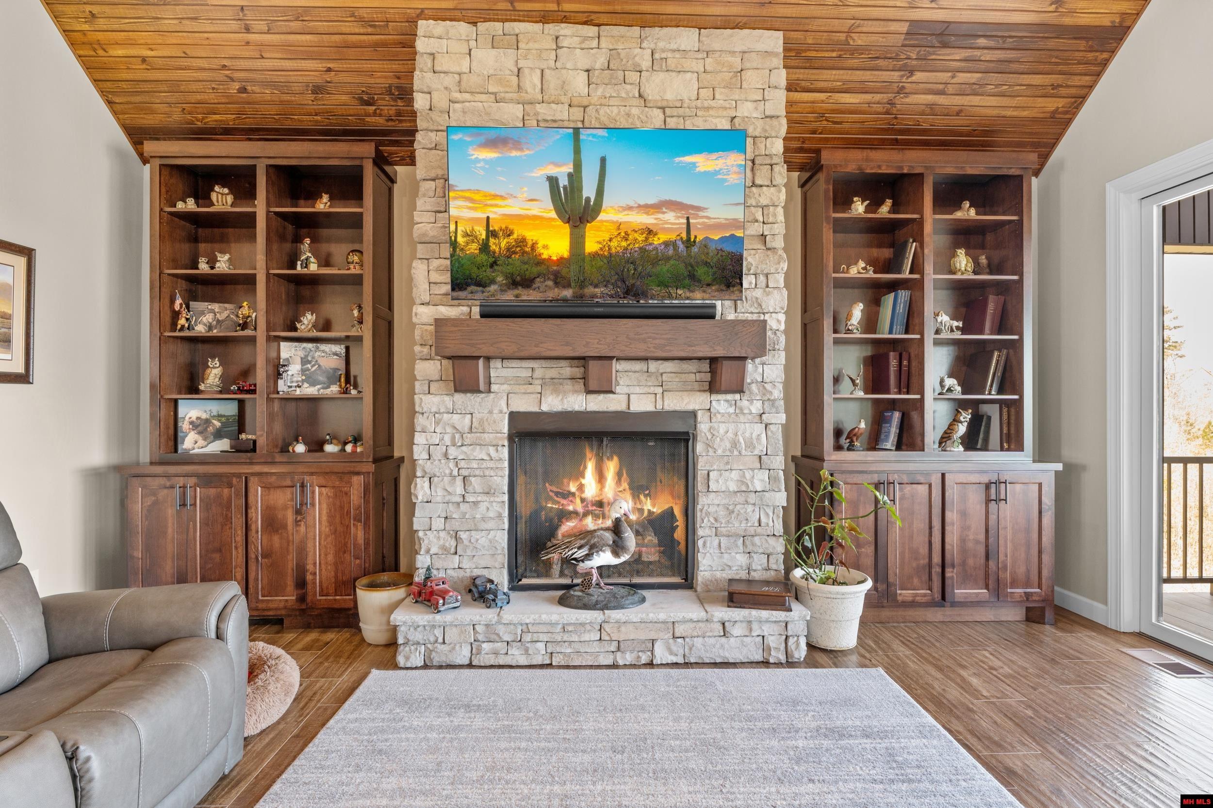 651 Eagle Roost Road