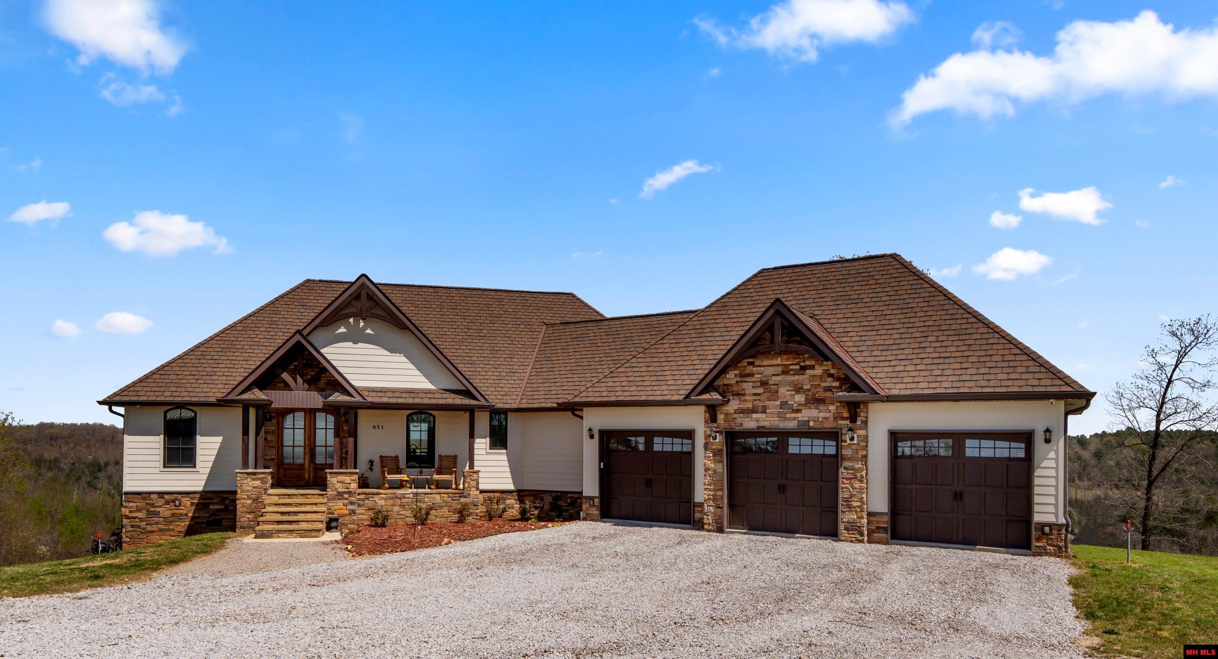 651 EAGLE ROOST ROAD Jordan, AR 72519