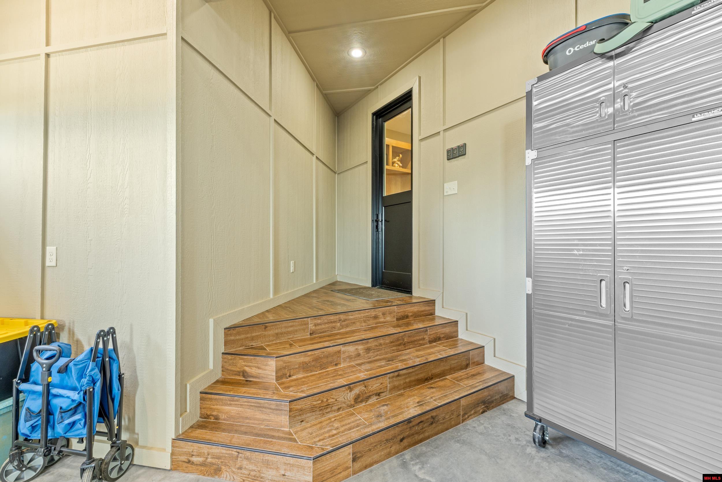 651 Eagle Roost Road