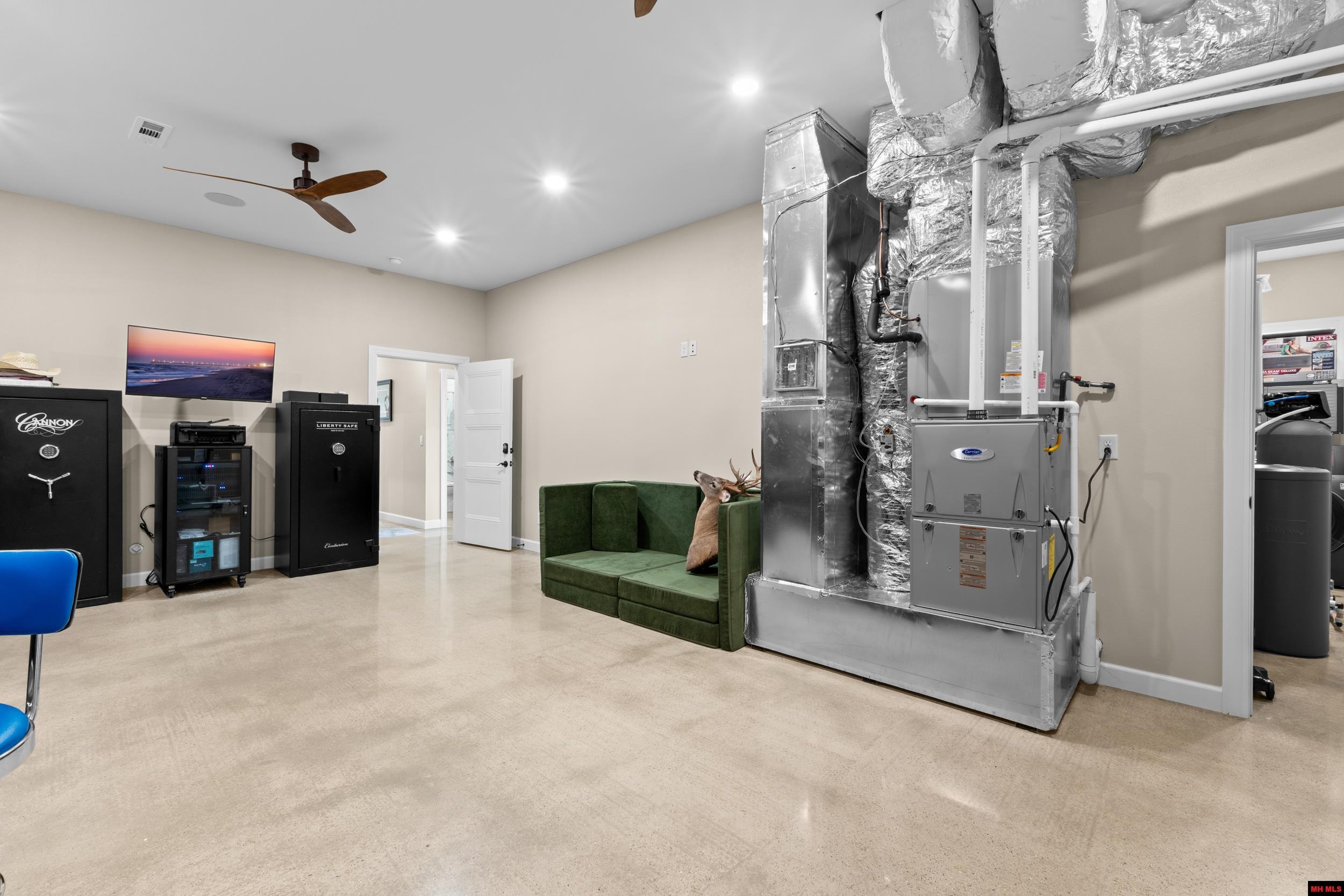 651 EAGLE ROOST ROAD Jordan, AR 72519