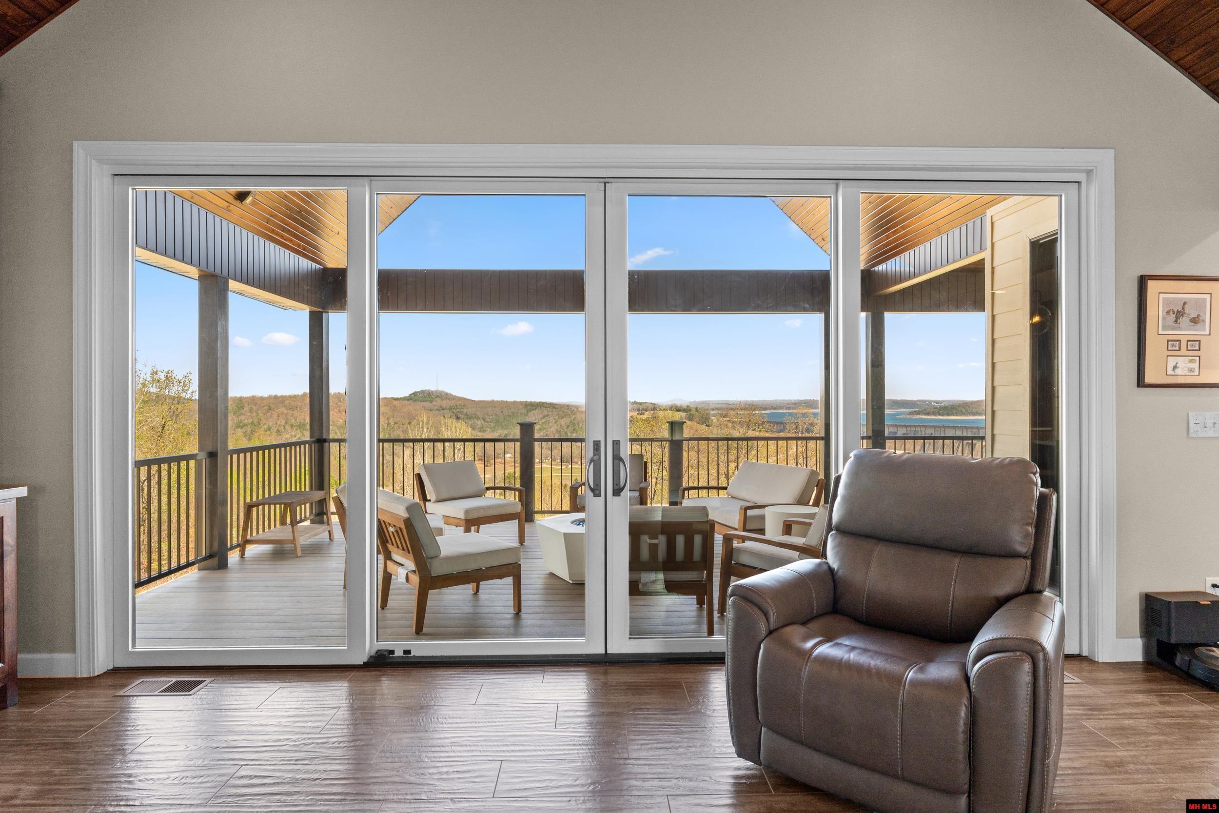 651 EAGLE ROOST ROAD Jordan, AR 72519