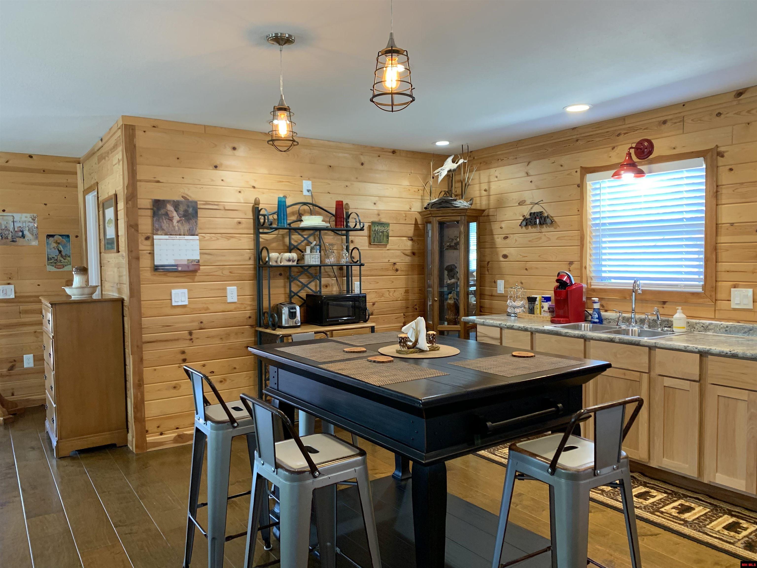 4164 HWY 178 NORTH Flippin, AR