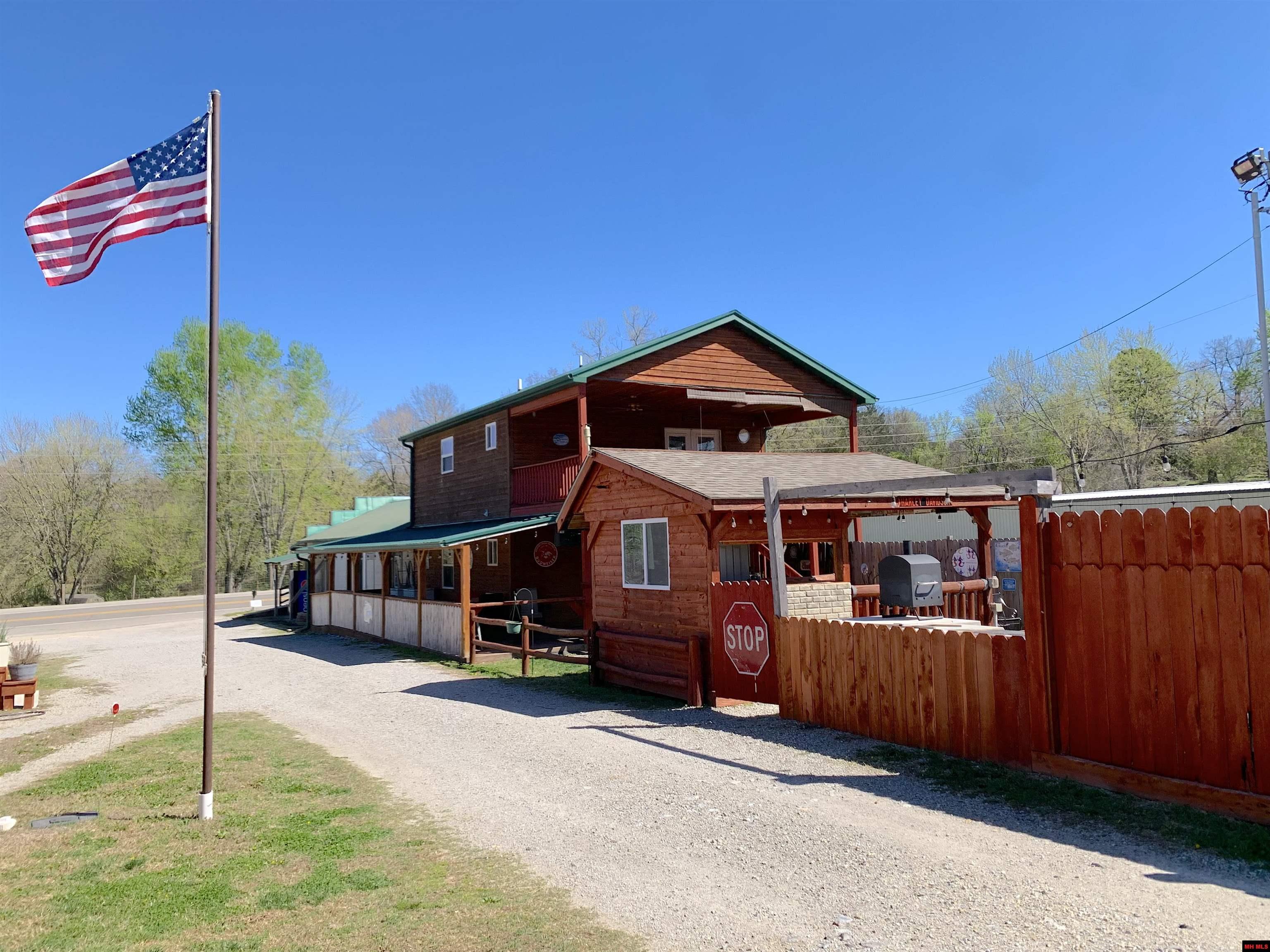 4164 HWY 178 NORTH Flippin, AR