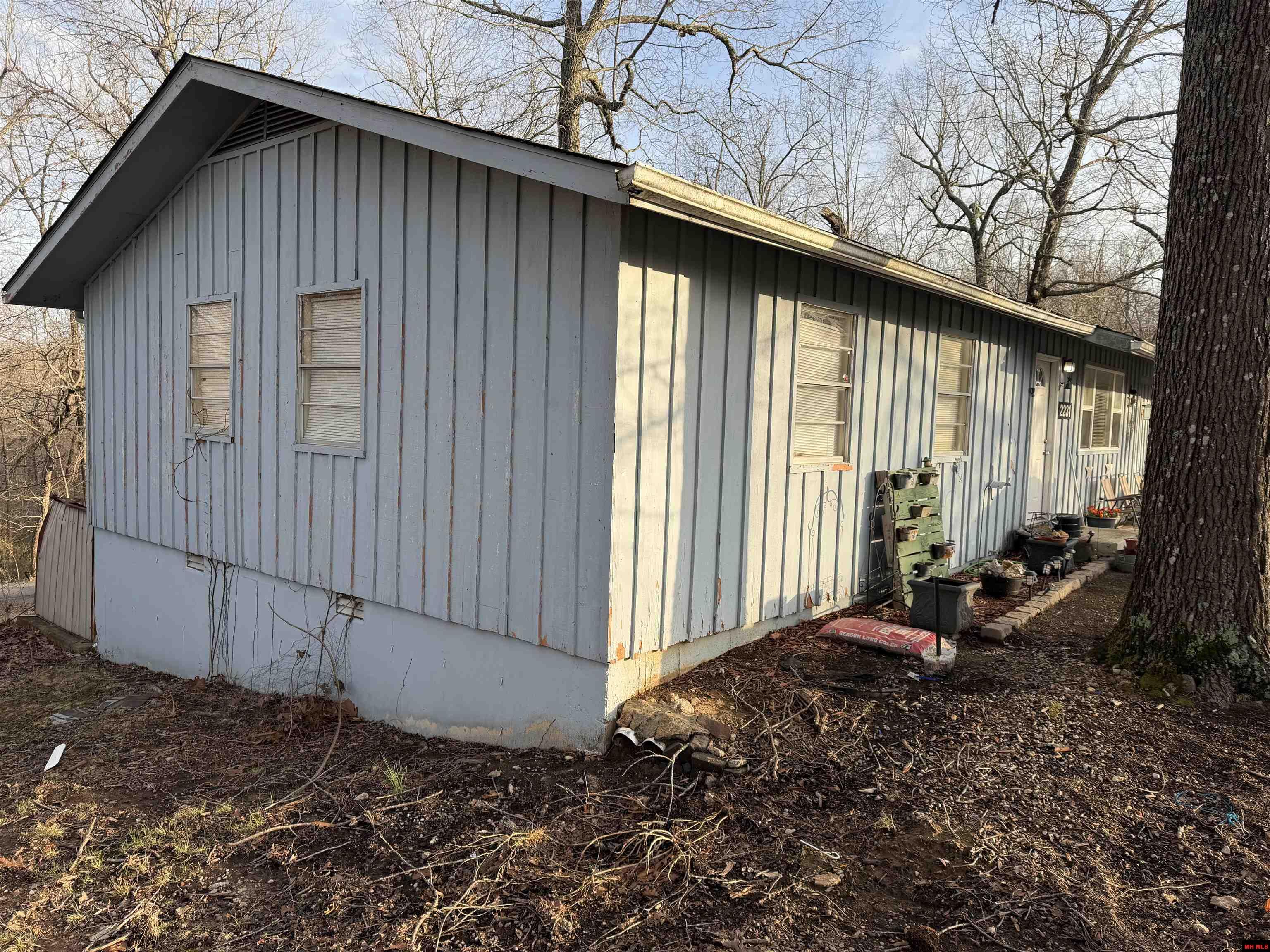 2231 Central Boulevard