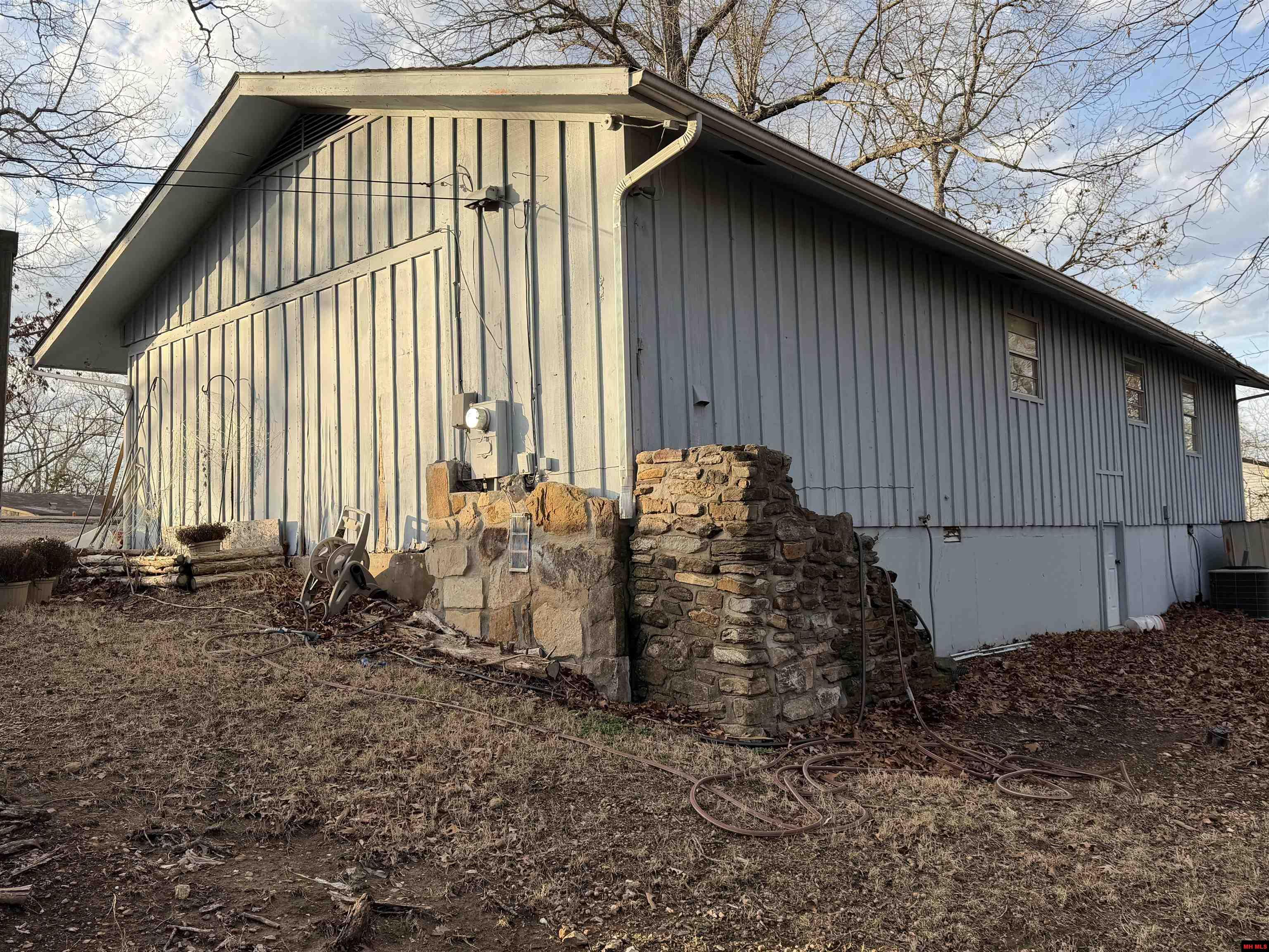 2231 Central Boulevard