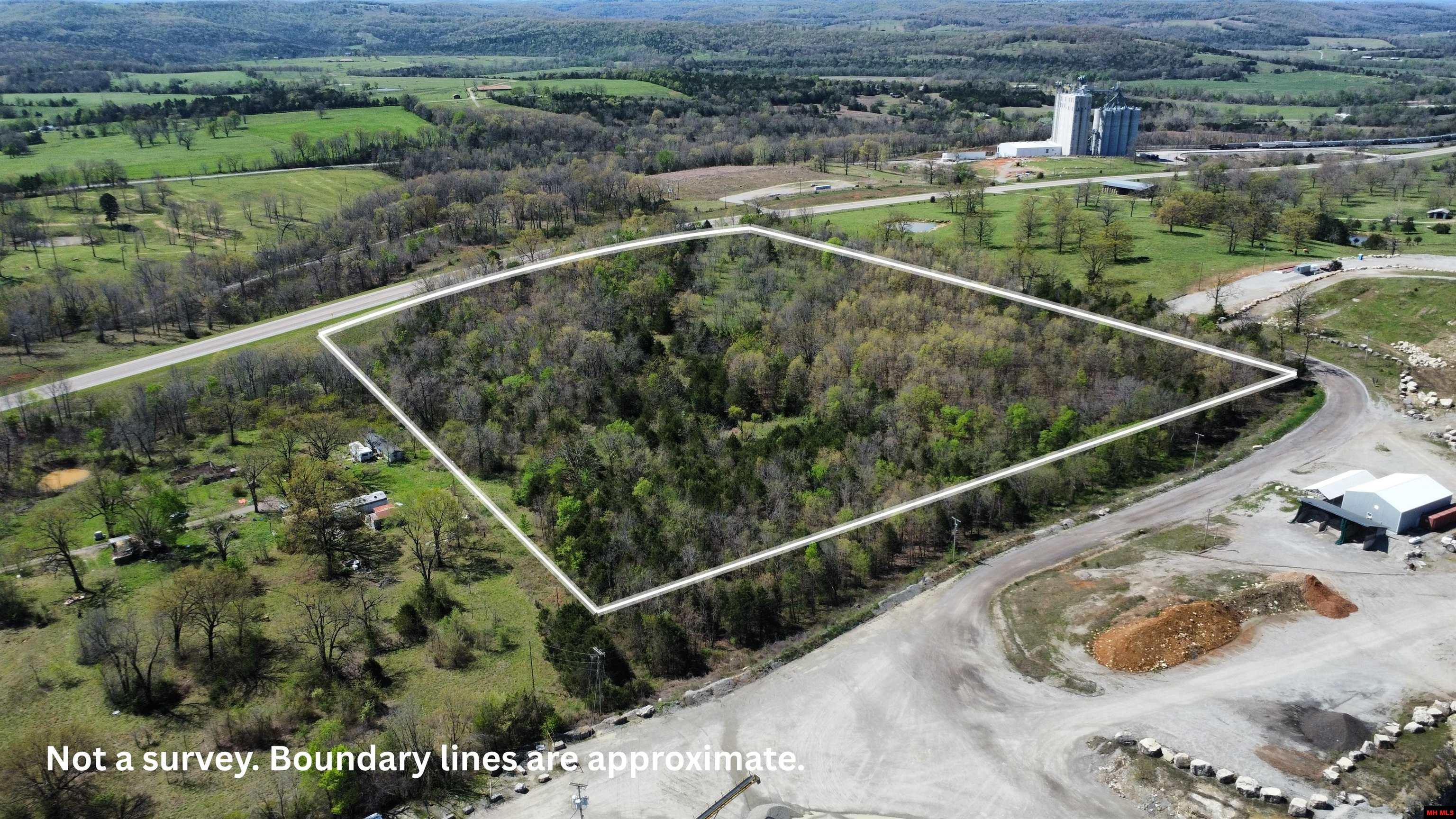 001-08505-004 Hwy 62 West