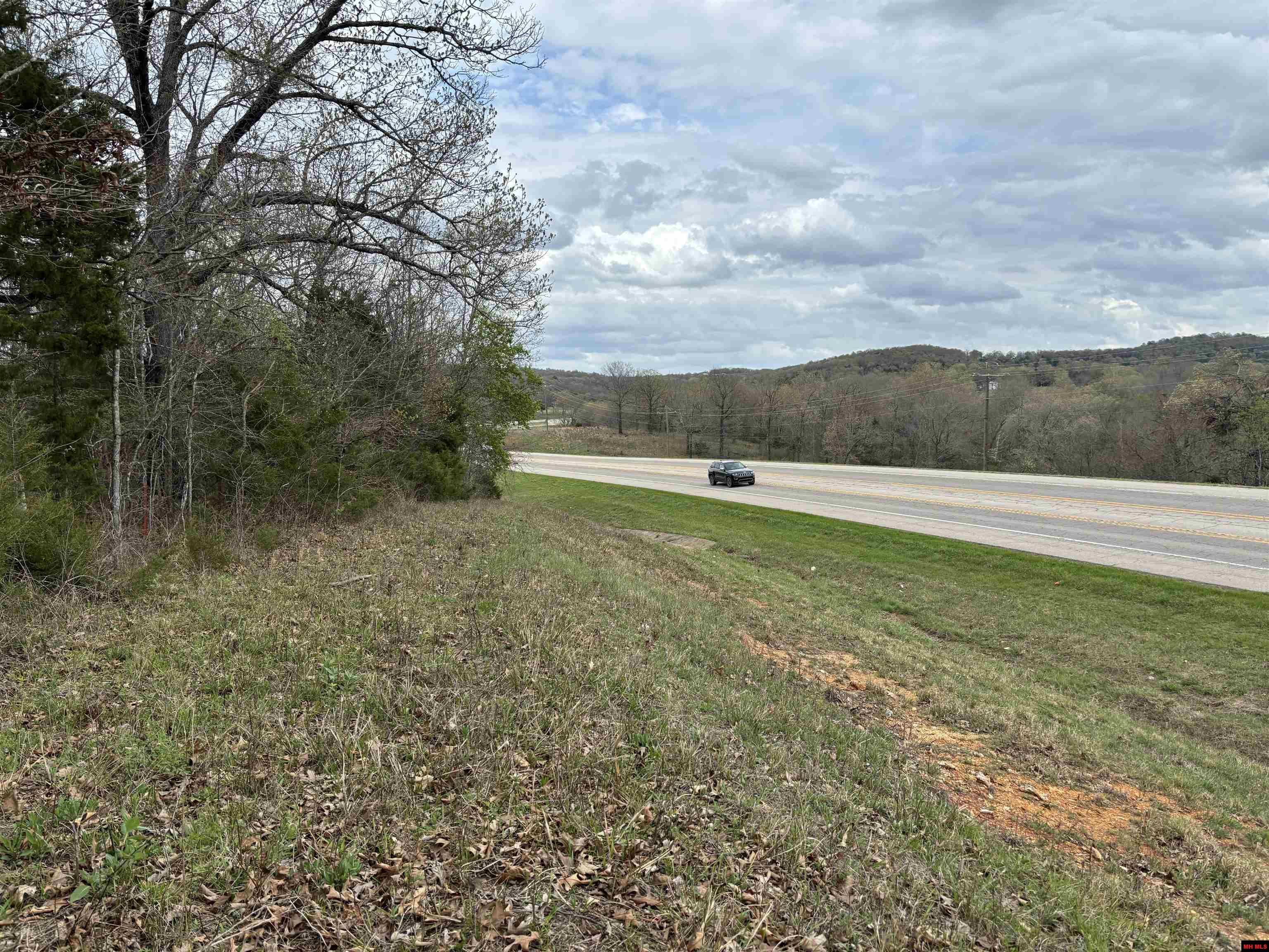 001-08505-004 Hwy 62 West