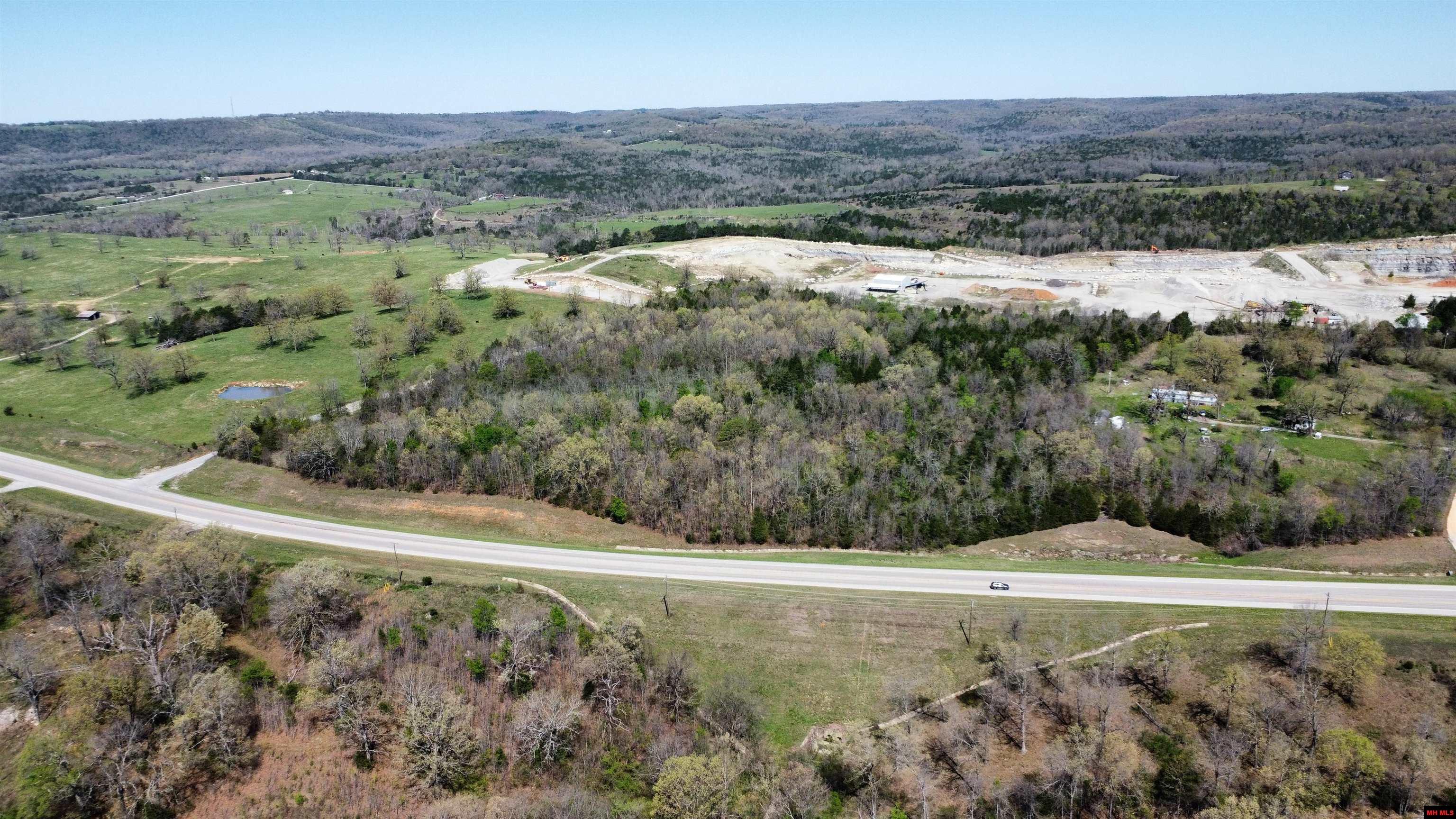 001-08505-004 Hwy 62 West