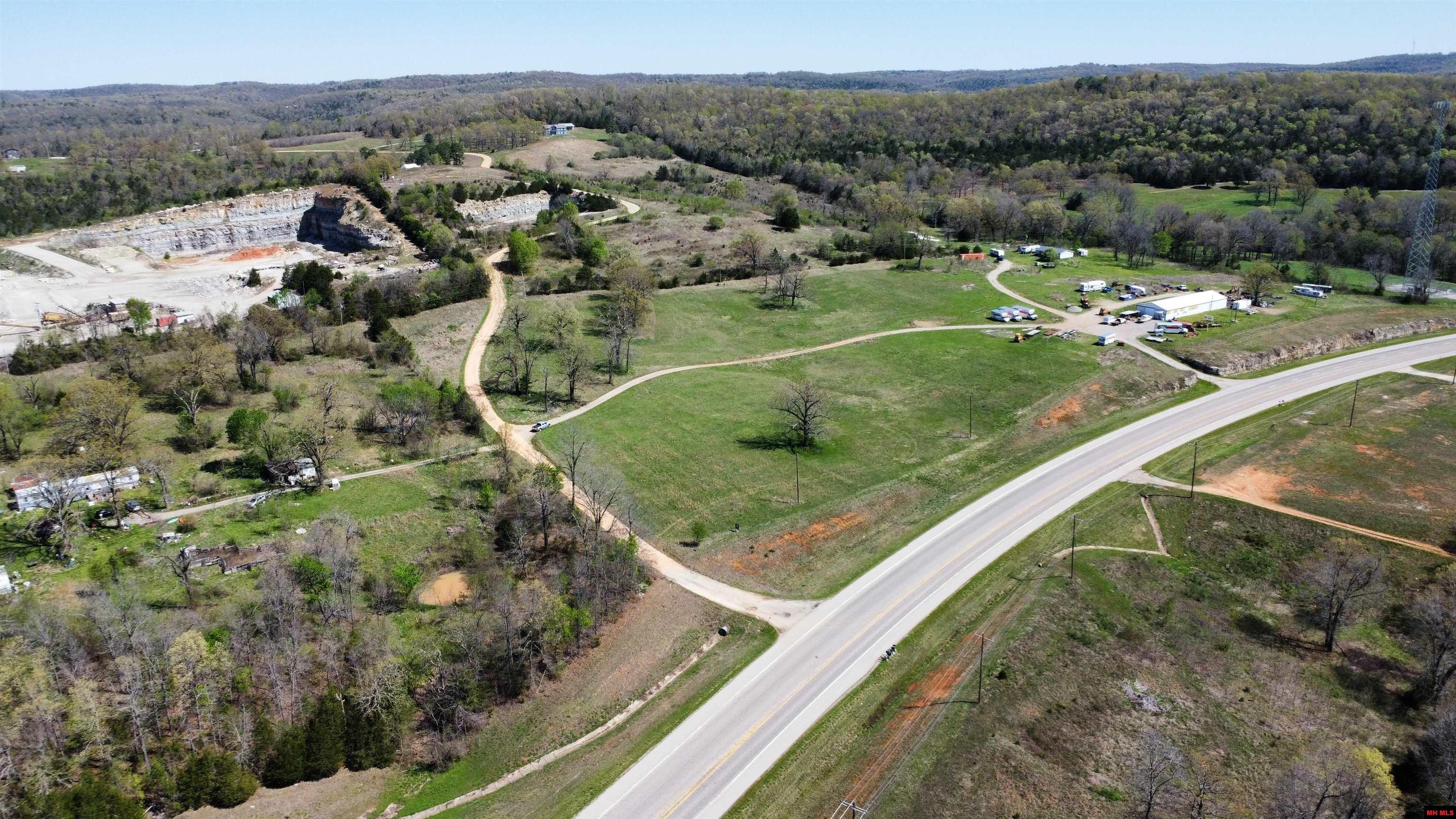 001-05384-001 Hwy 62 West