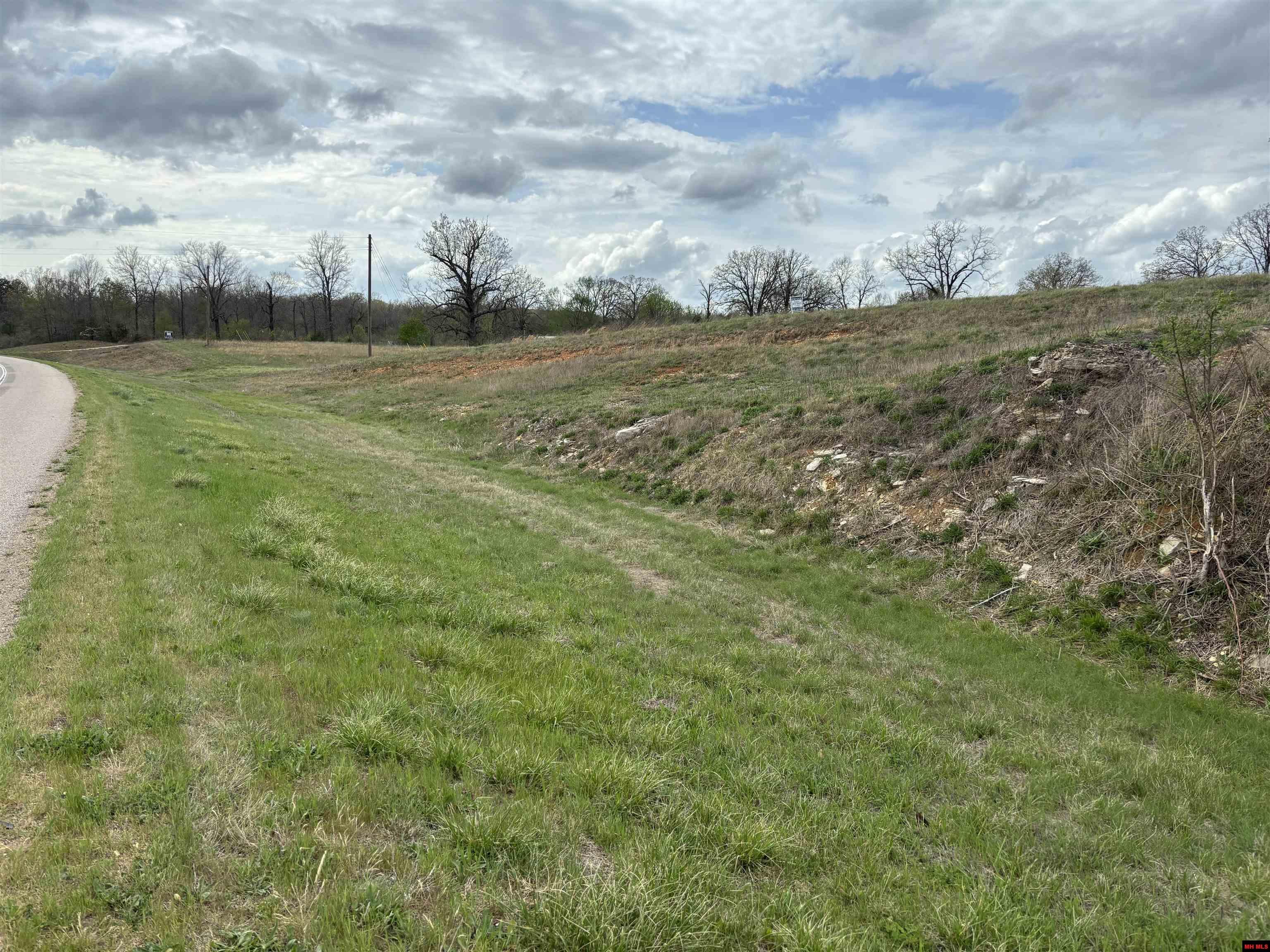 001-05384-001 Hwy 62 West