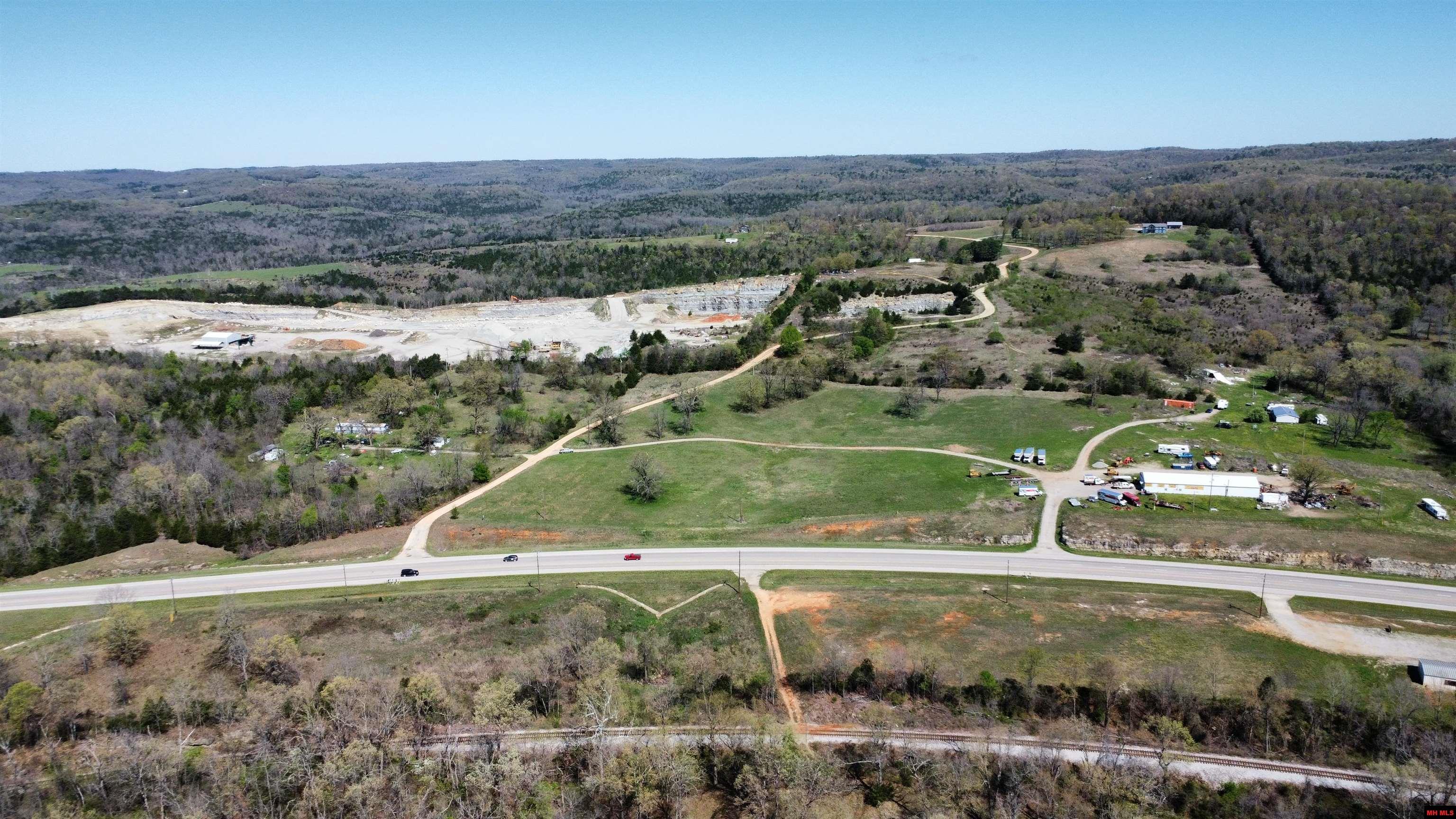 001-05384-001 Hwy 62 West