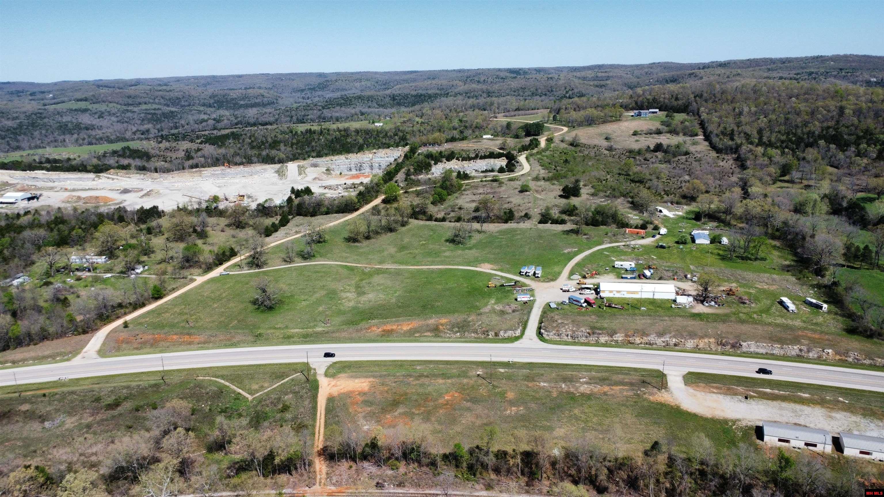 001-05384-001 Hwy 62 West