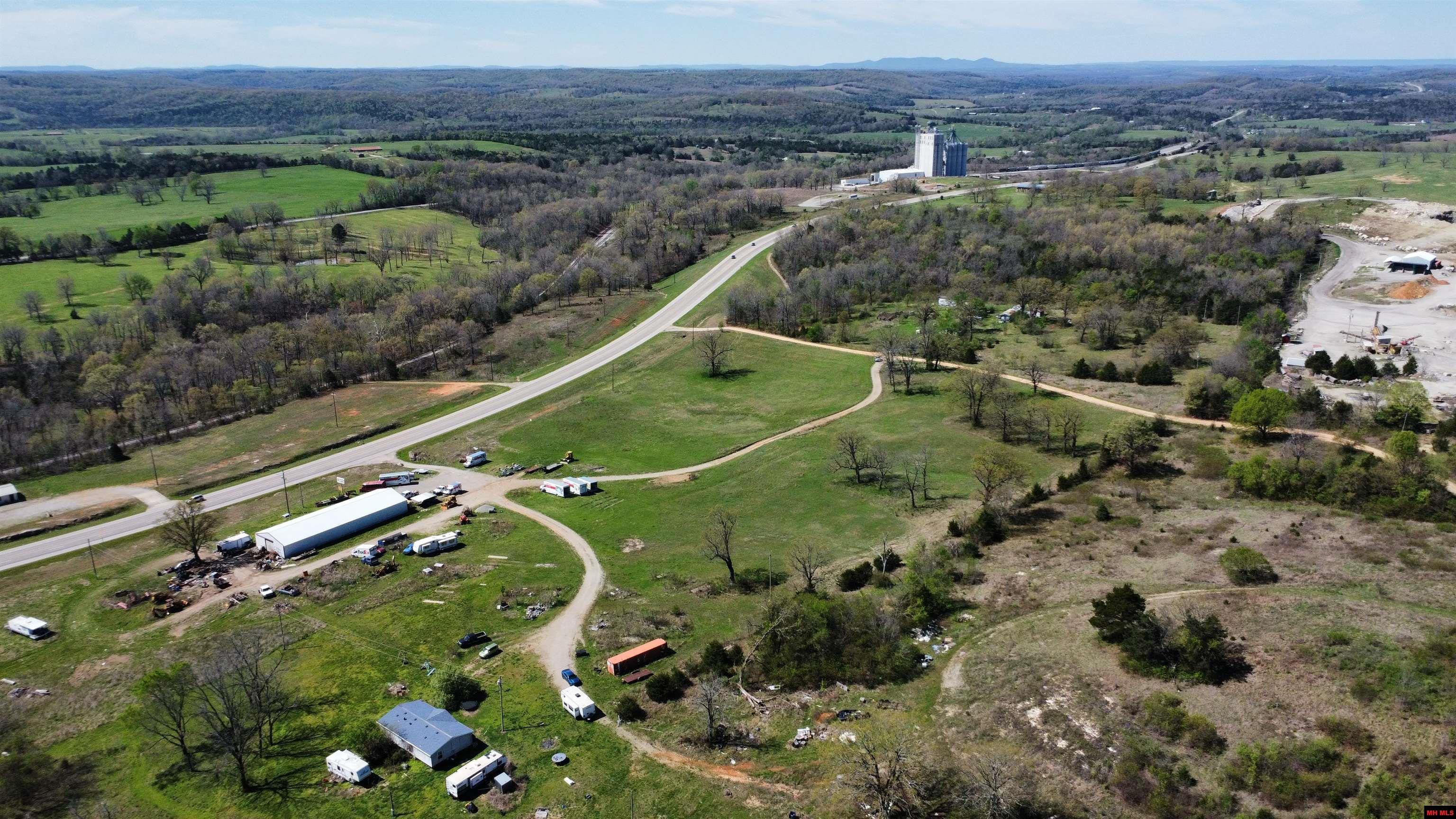 001-05384-001 Hwy 62 West