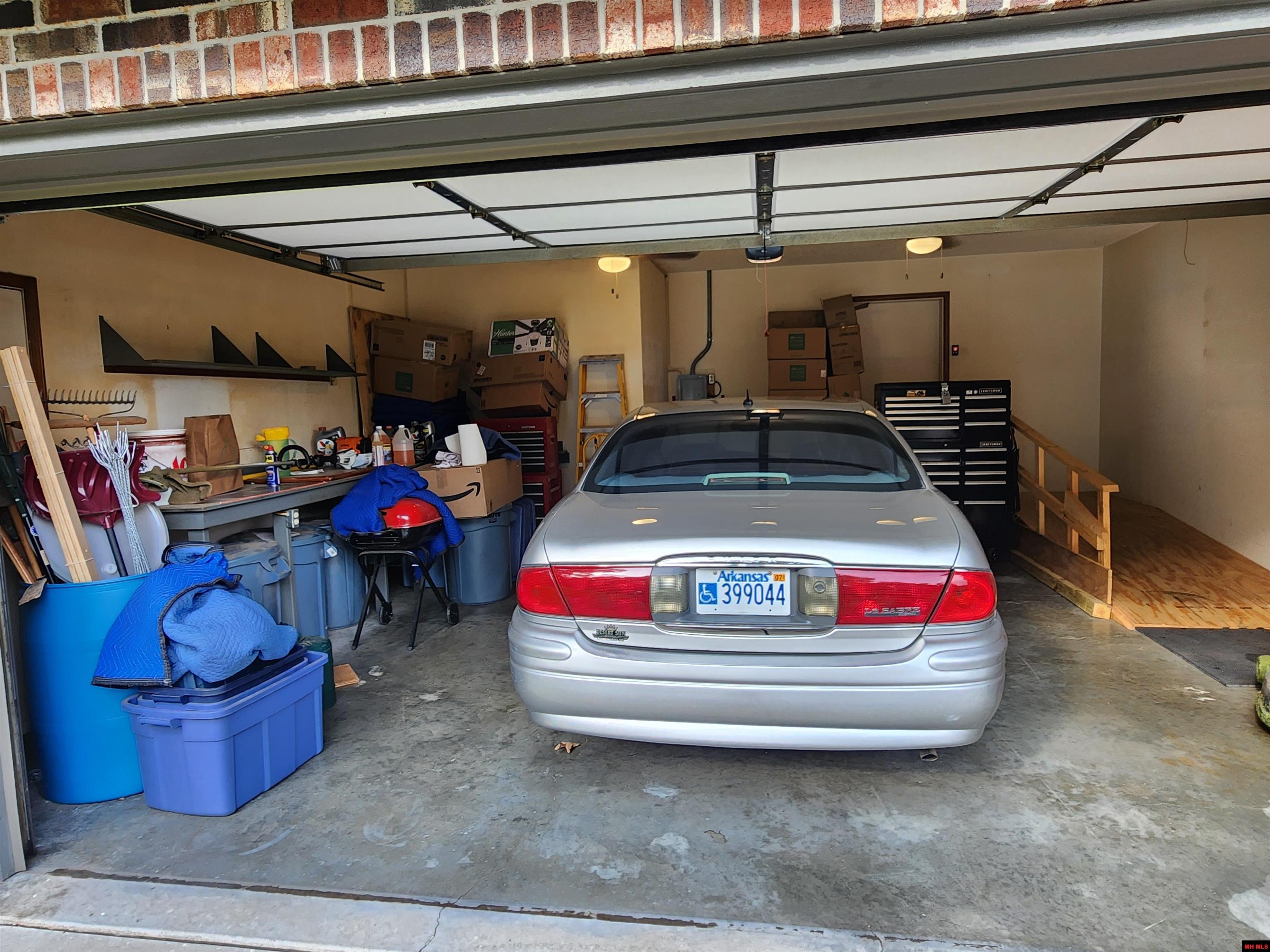 1805 Van Buren Avenue