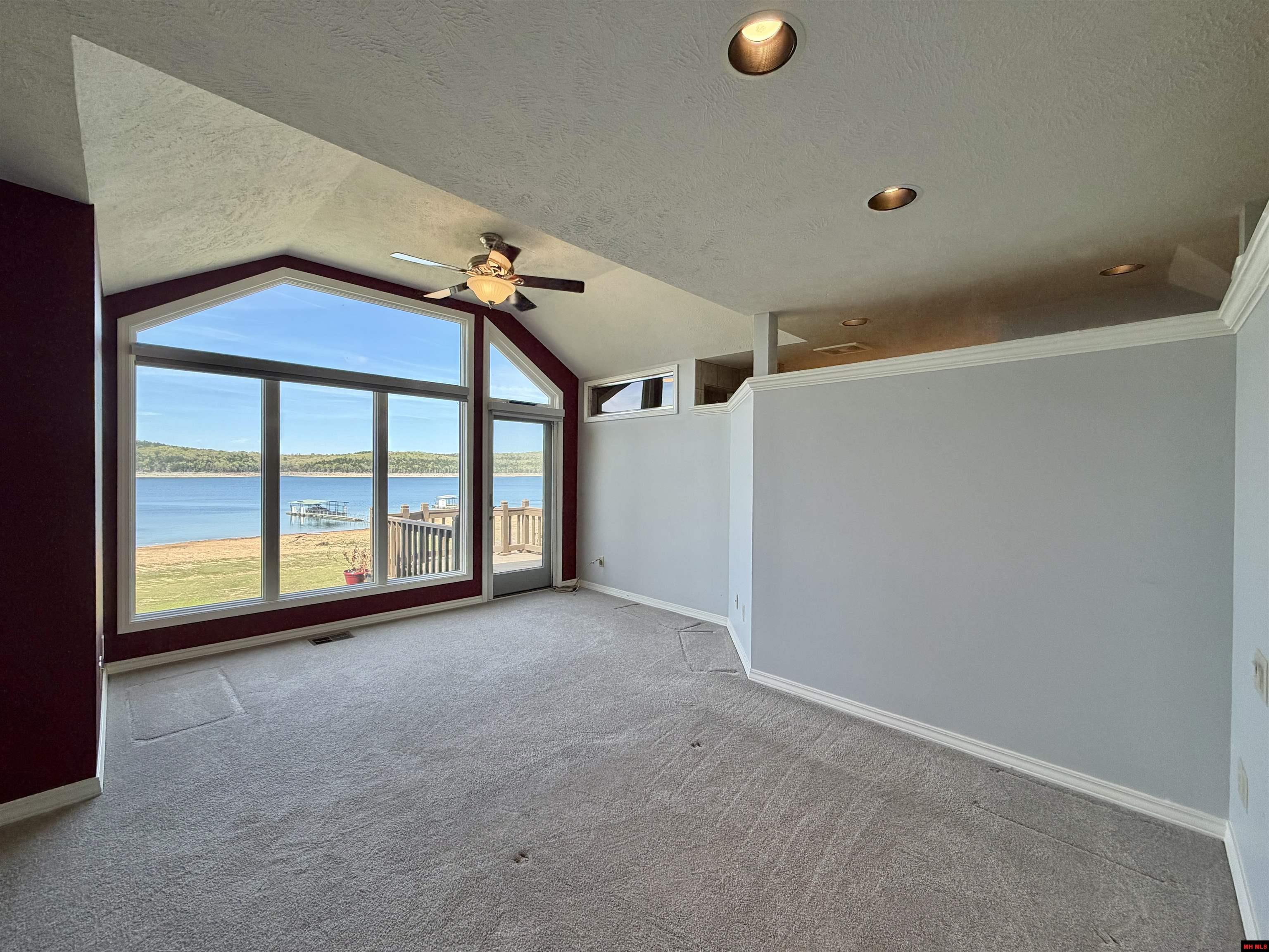 2668 Mallard Point Road