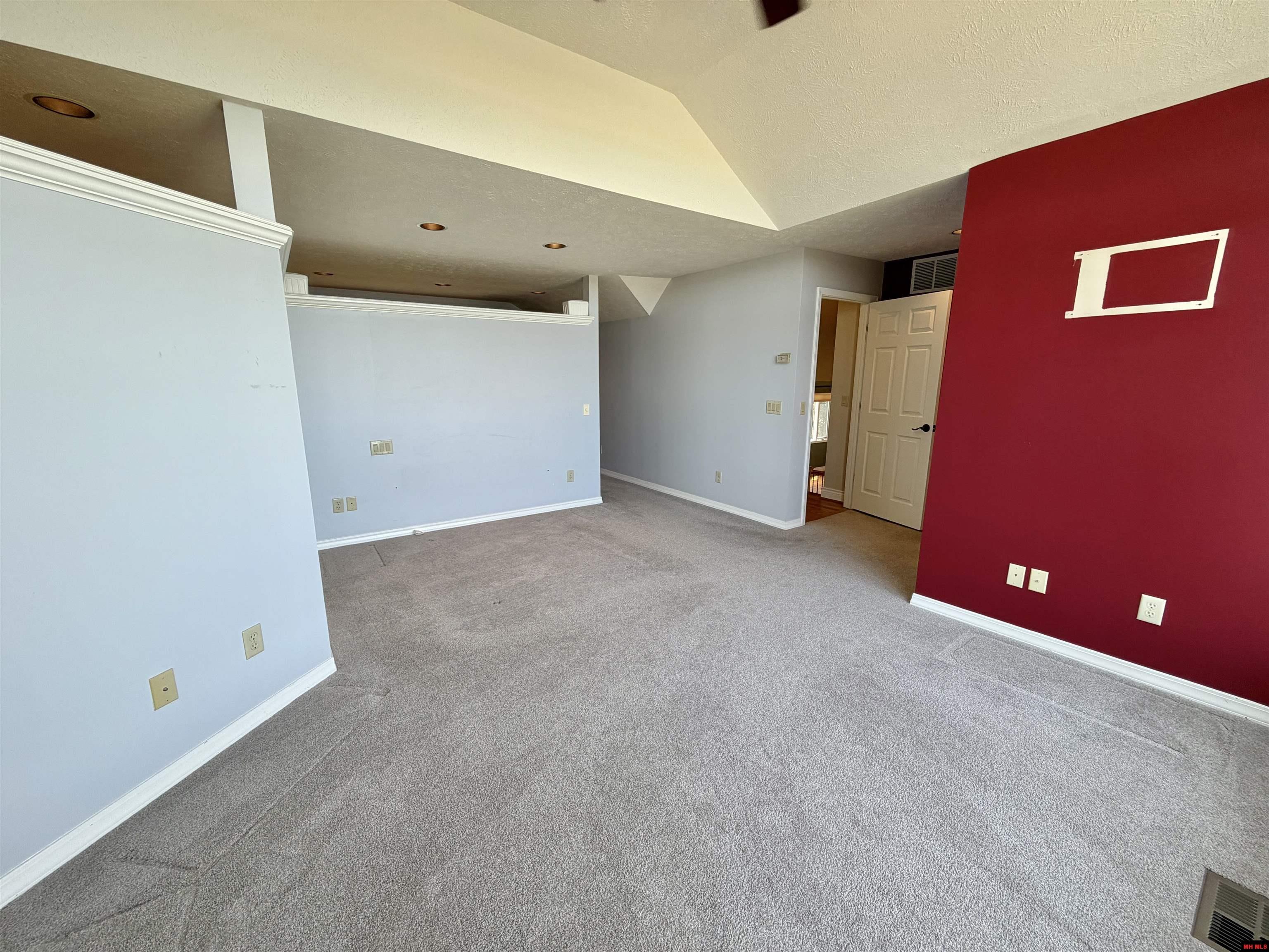 2668 Mallard Point Road