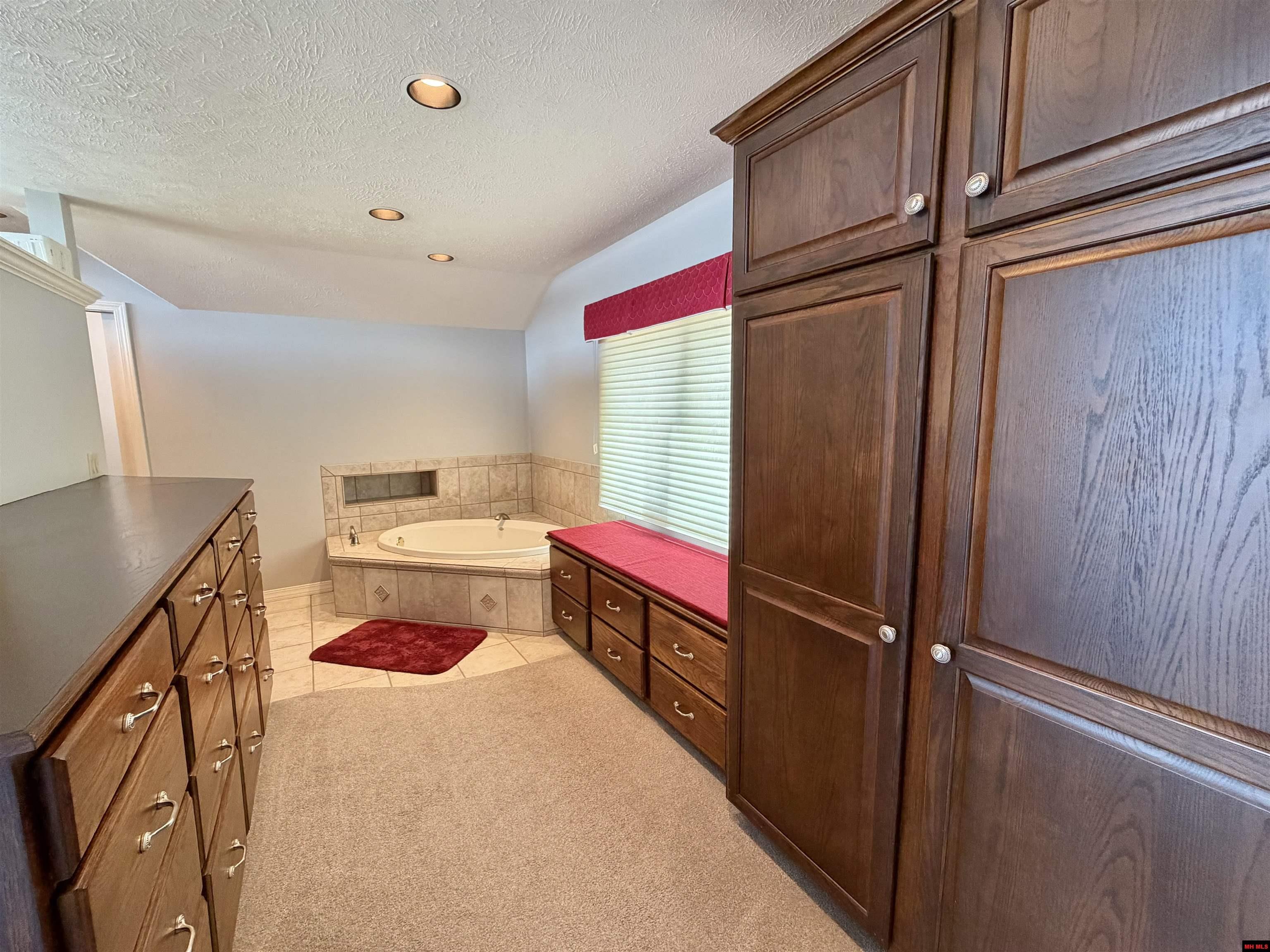 2668 Mallard Point Road