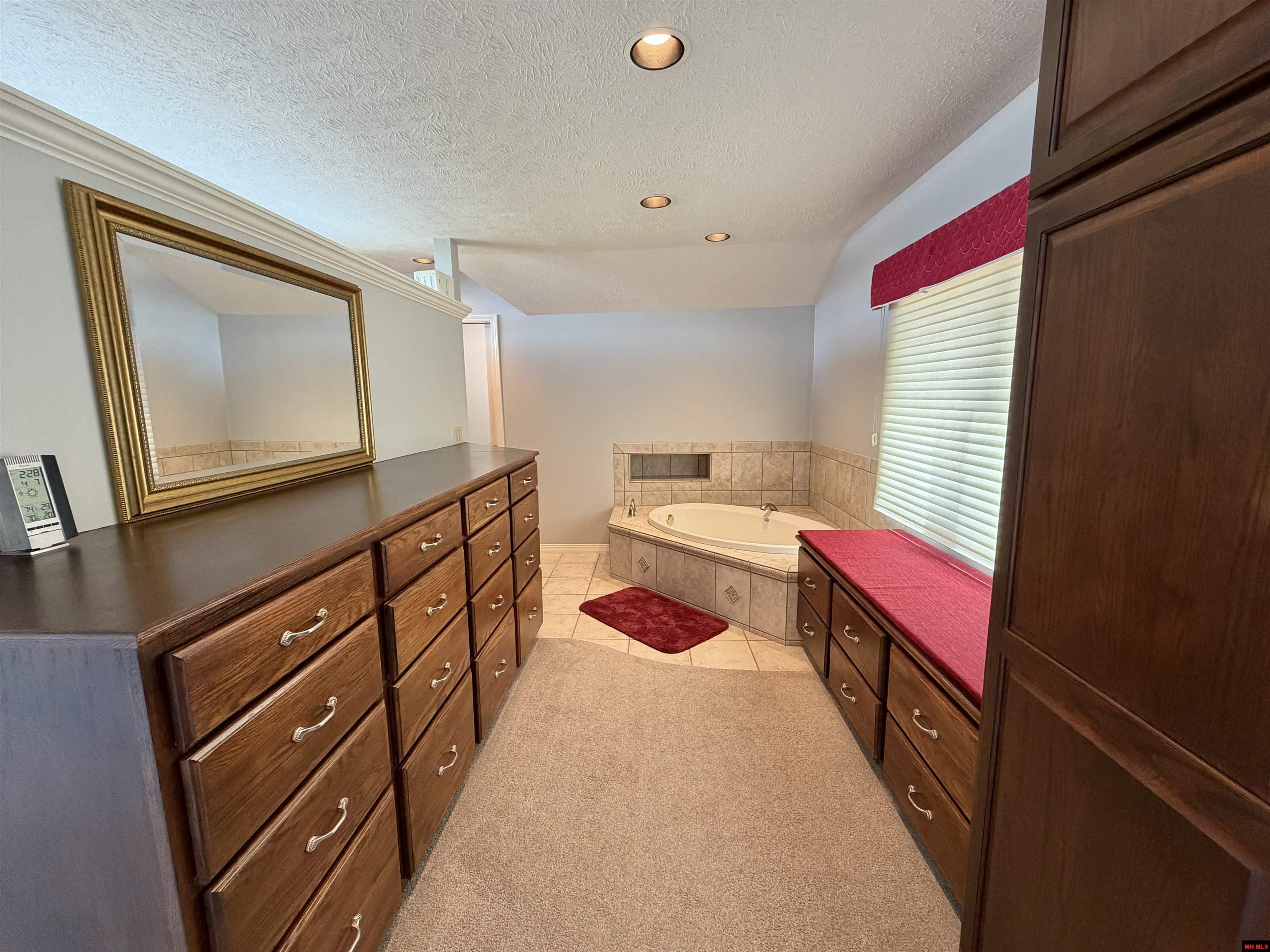 2668 Mallard Point Road