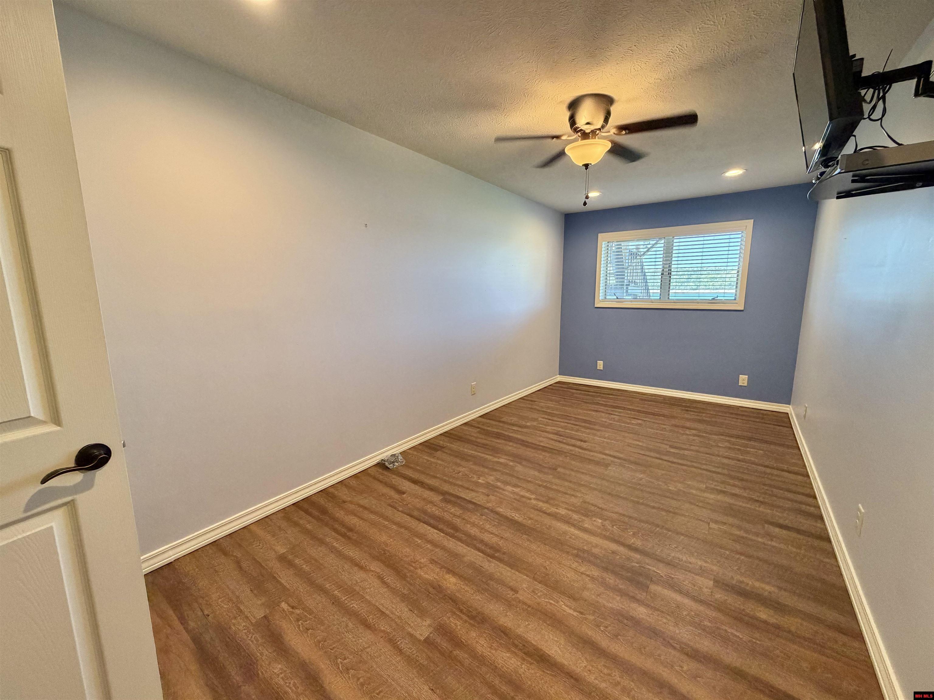 2668 Mallard Point Road