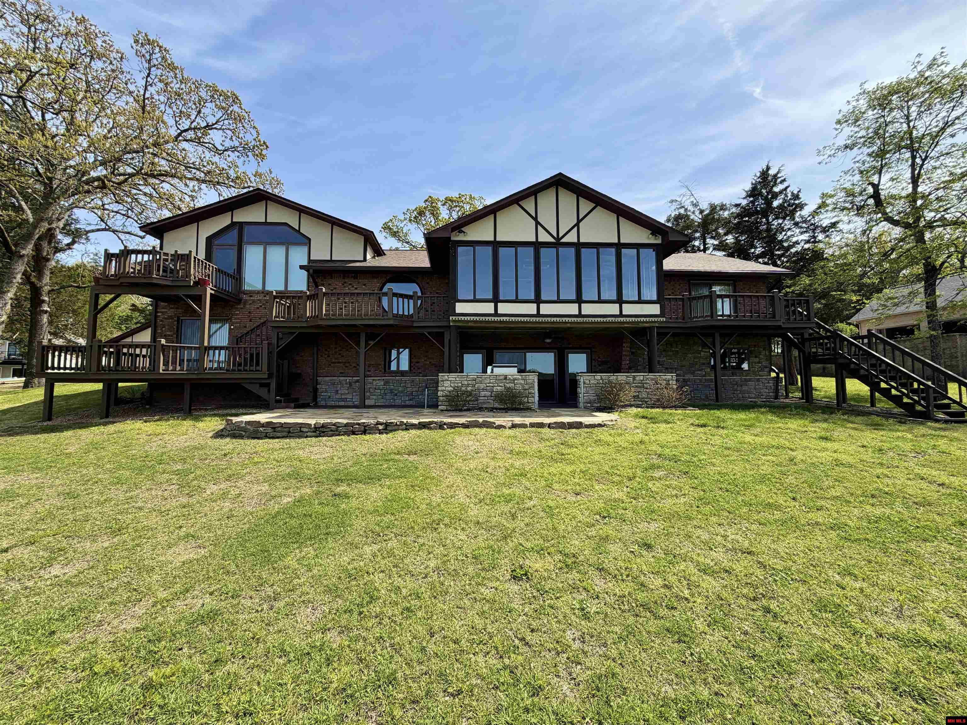 2668 Mallard Point Road