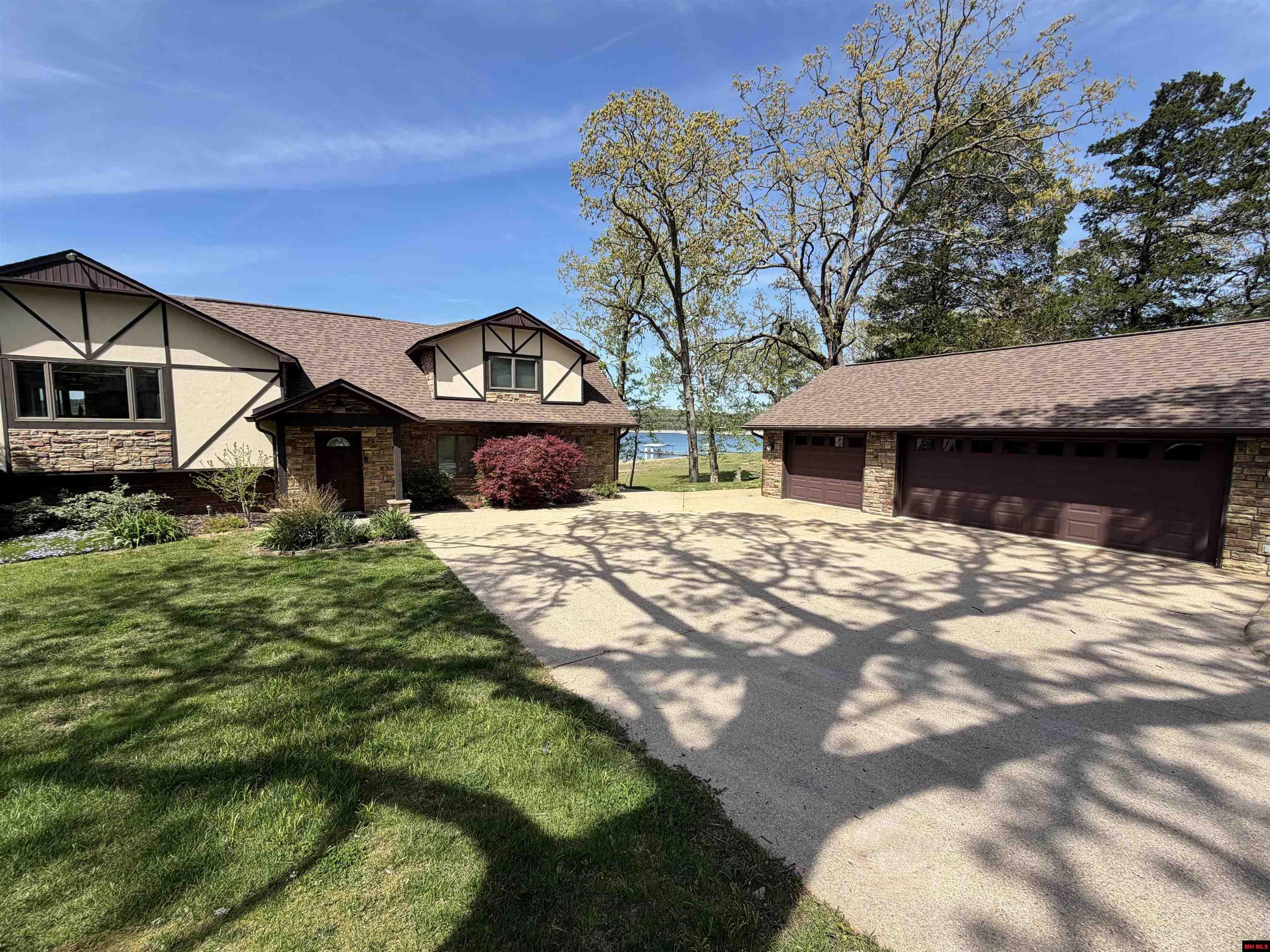 2668 Mallard Point Road