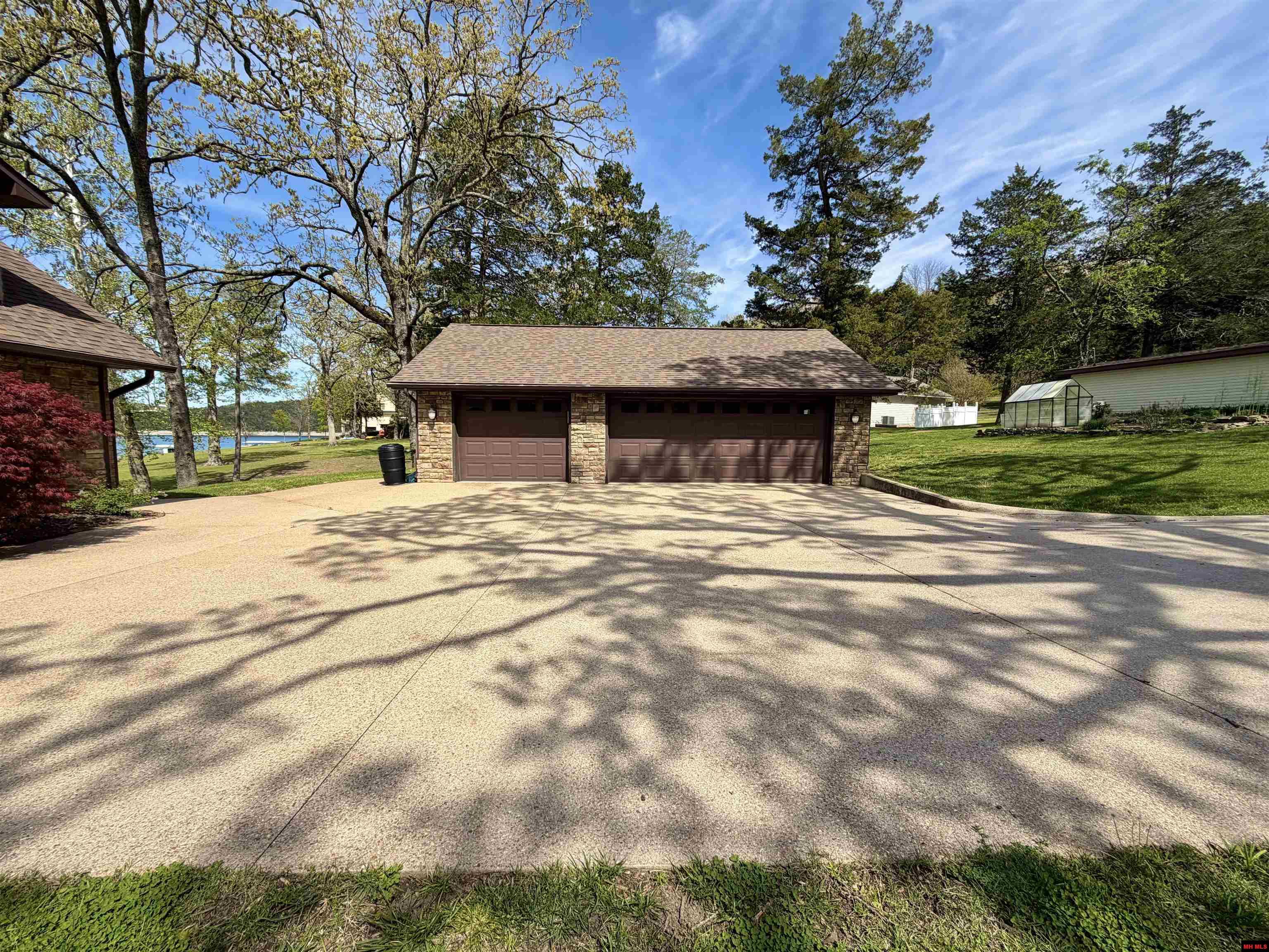 2668 Mallard Point Road