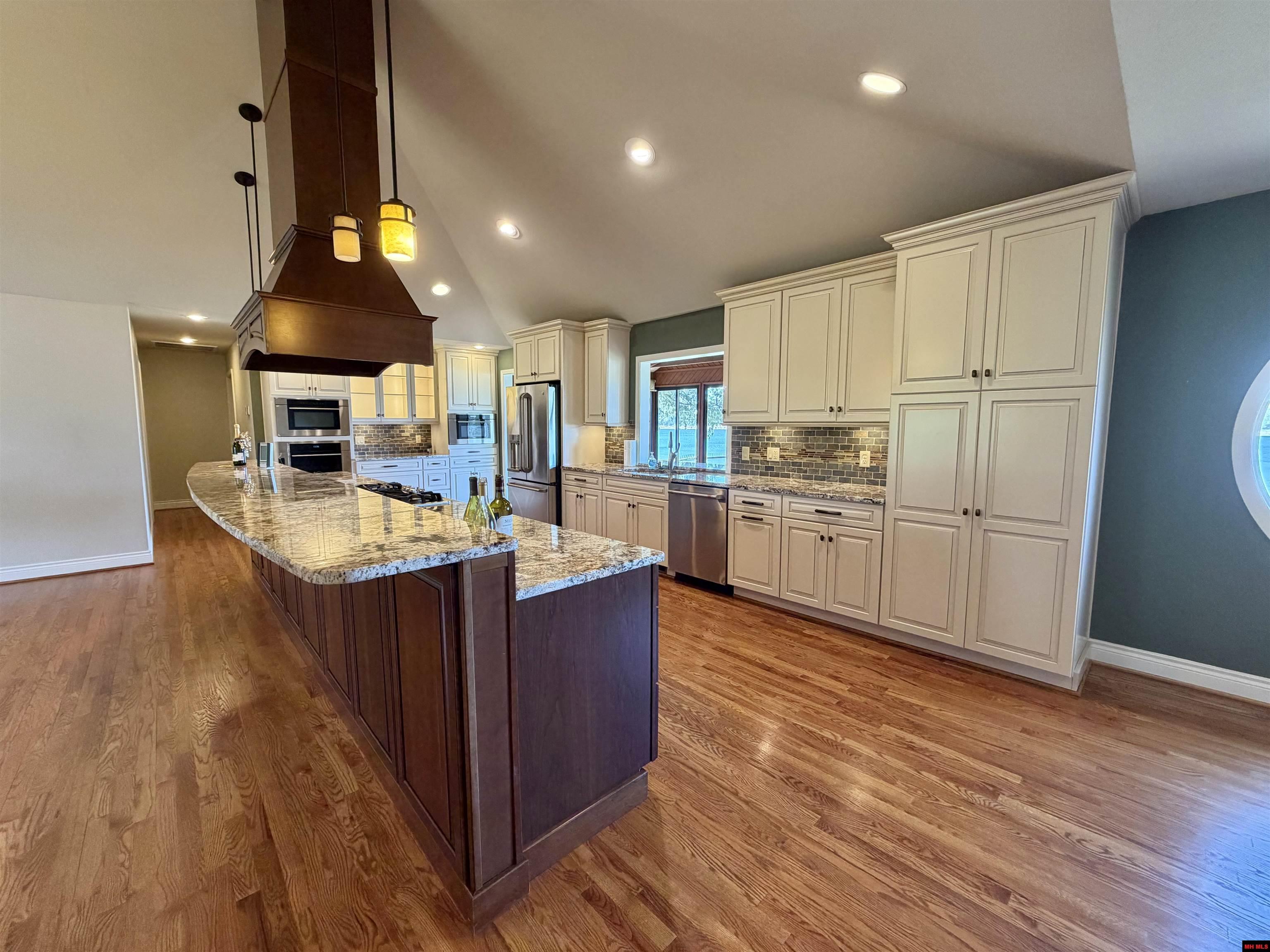 2668 Mallard Point Road