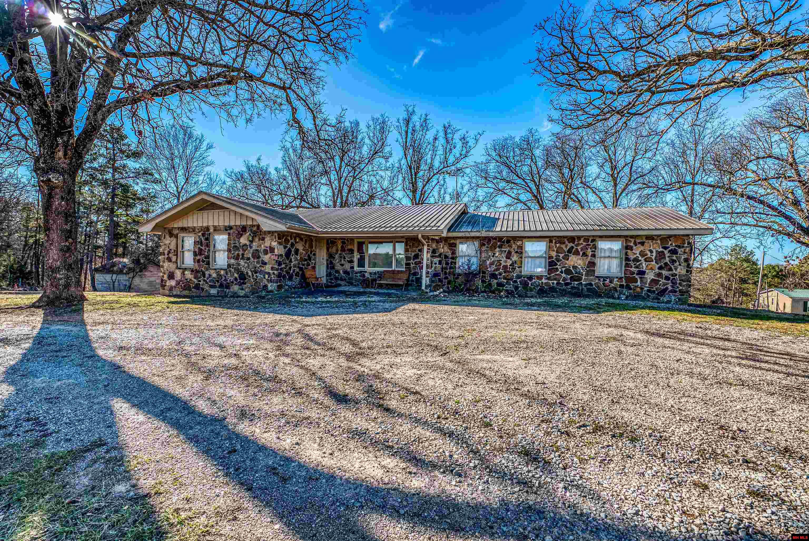 23 HWY 268 Yellville, AR