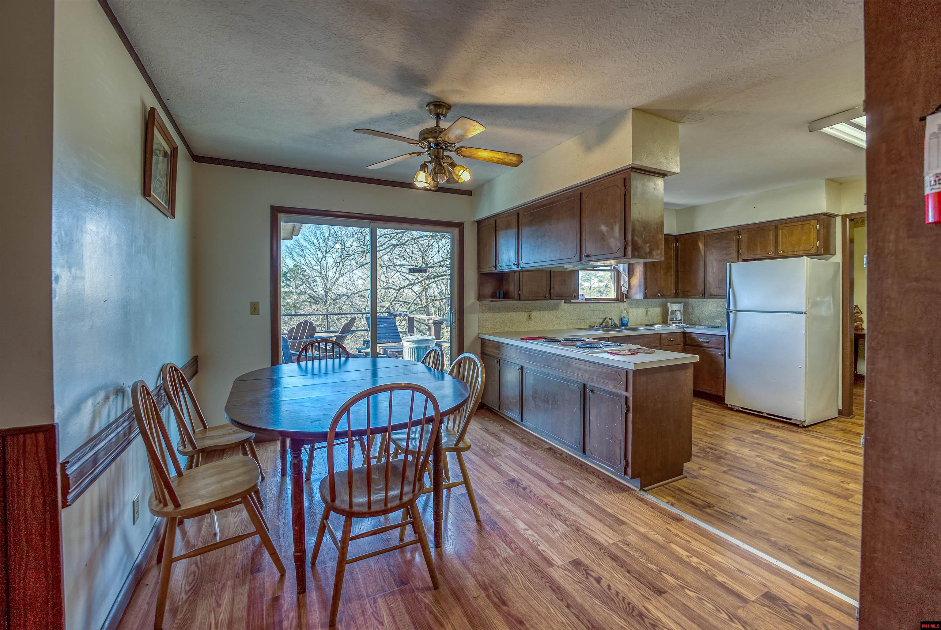 23 HWY 268 Yellville, AR