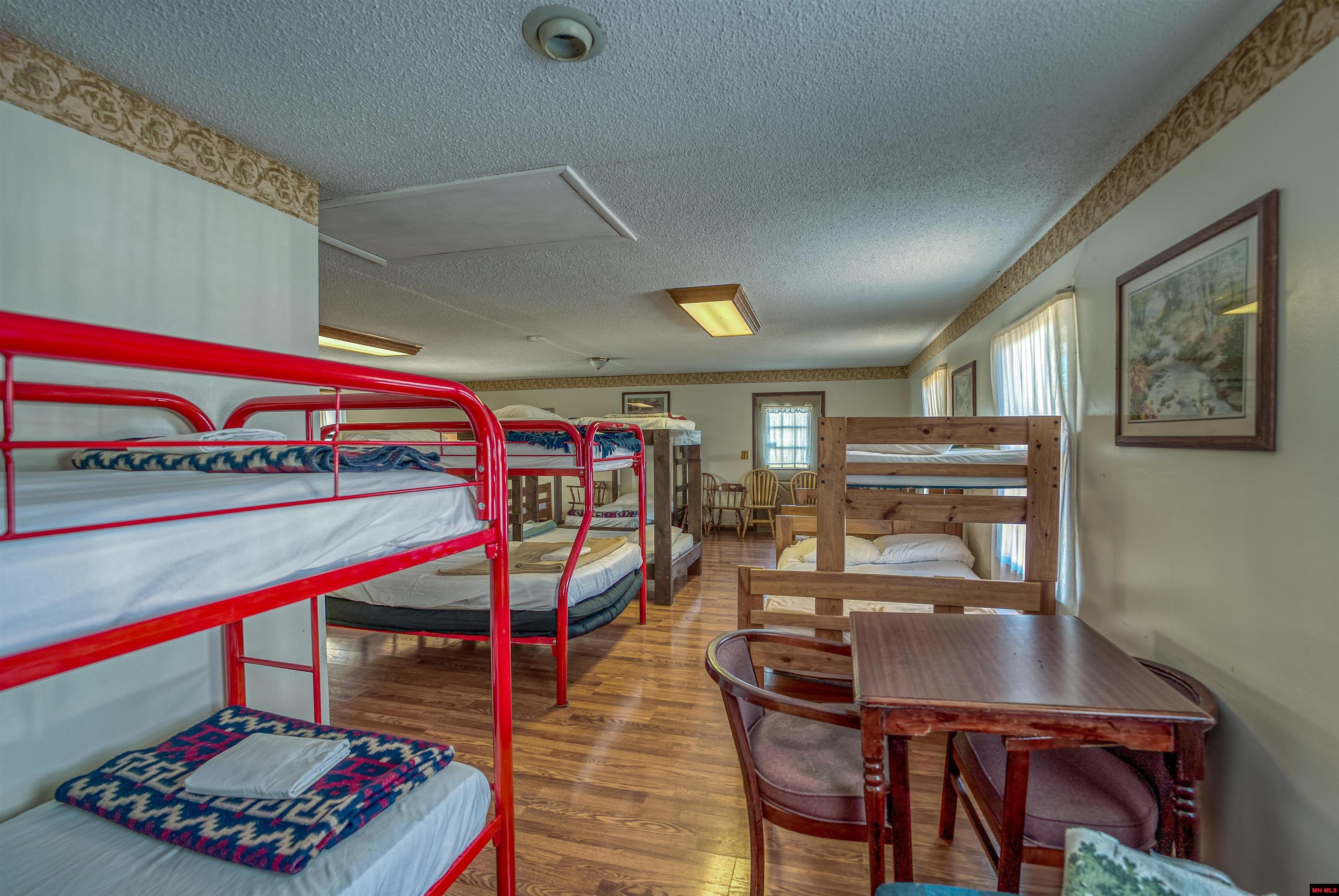 23 HWY 268 Yellville, AR