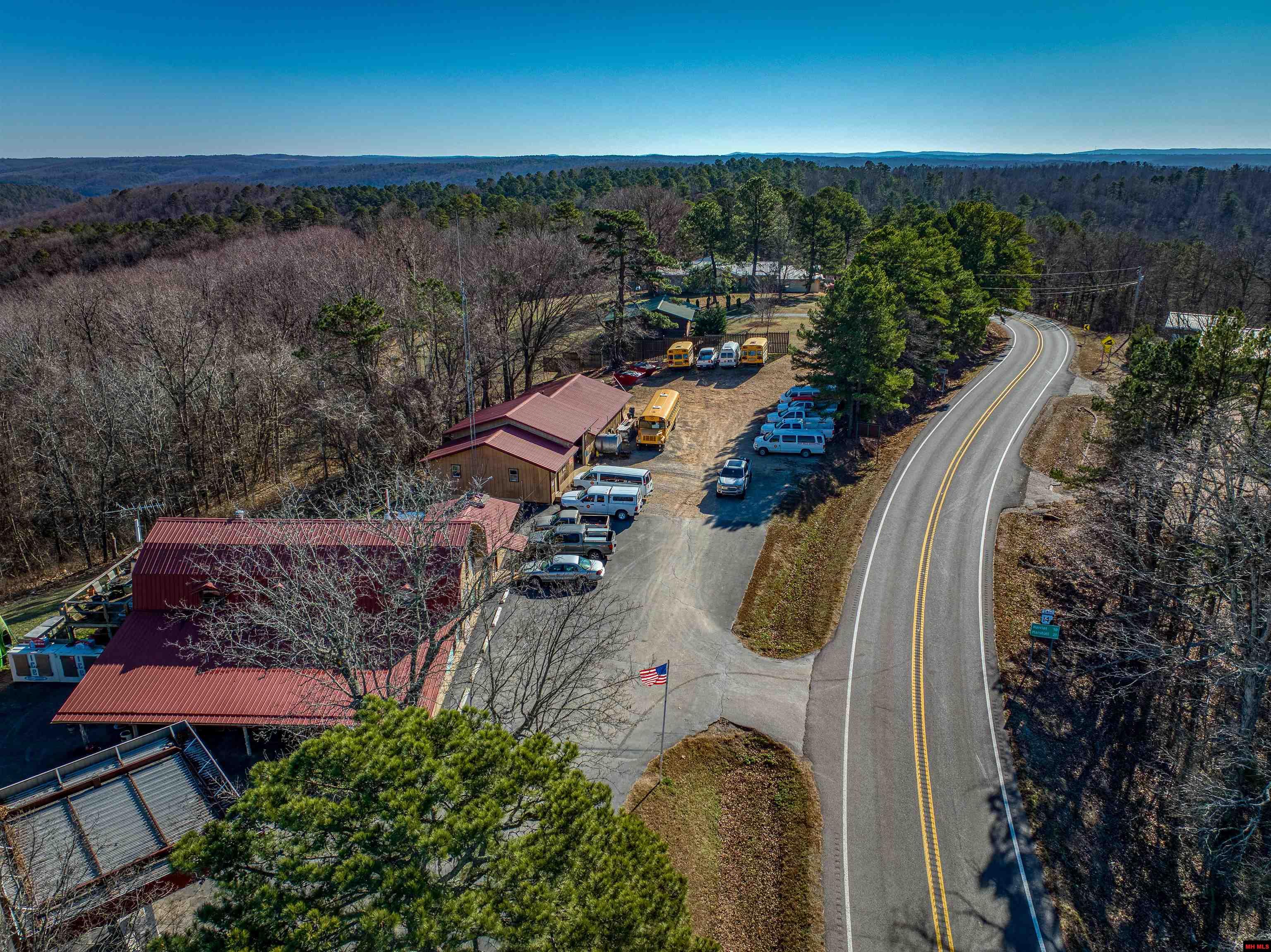 23 HWY 268 Yellville, AR