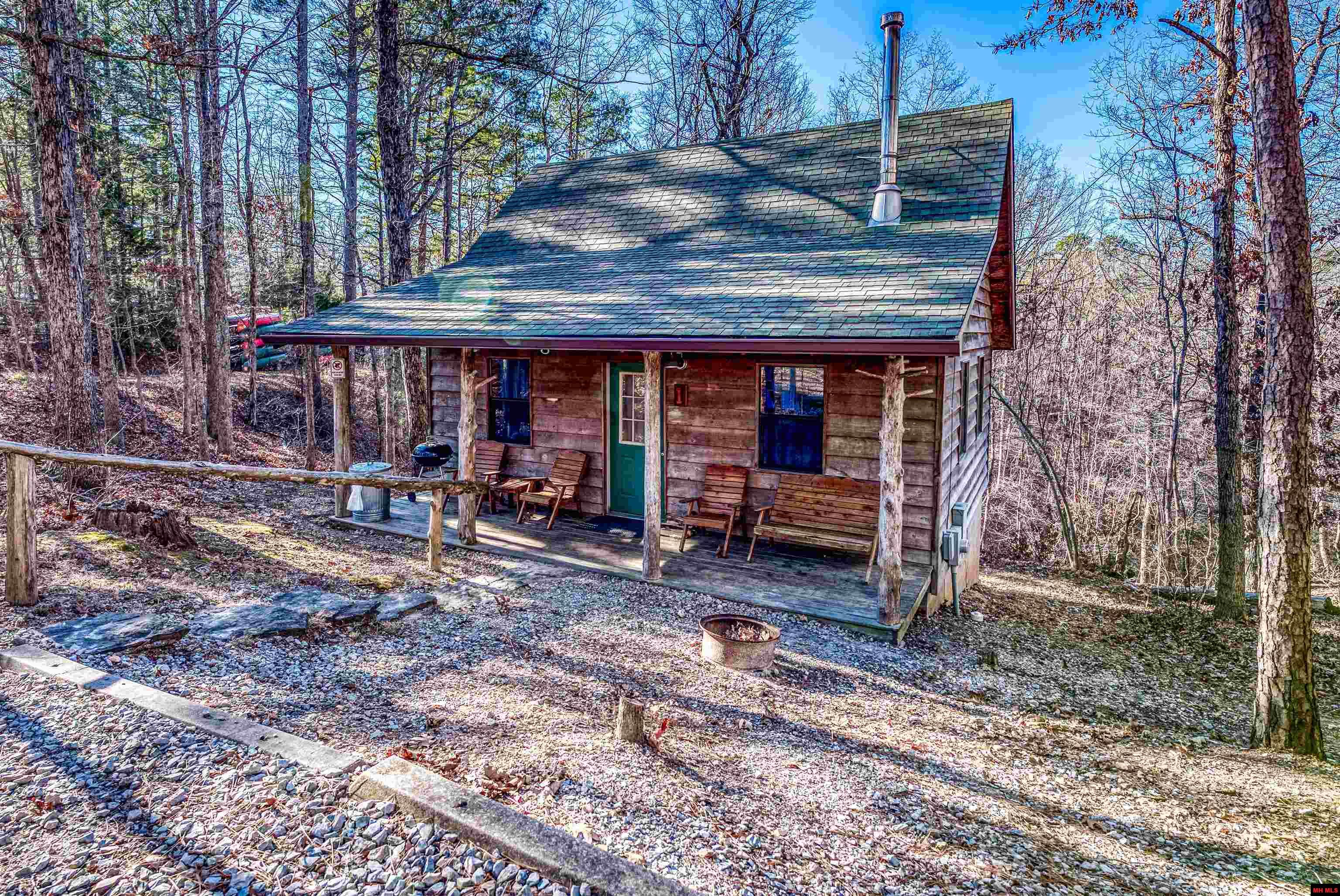 23 HWY 268 Yellville, AR
