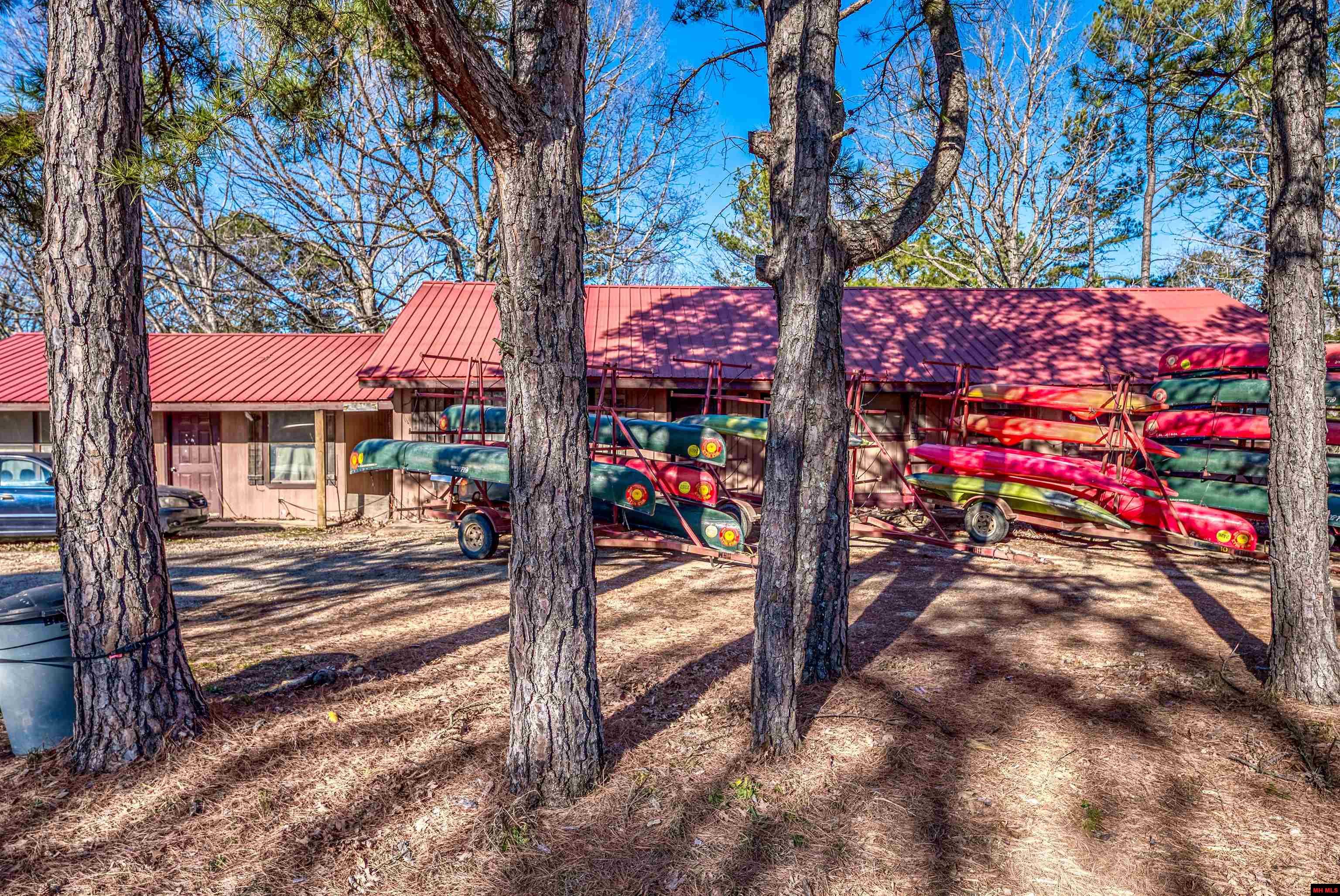 23 HWY 268 Yellville, AR