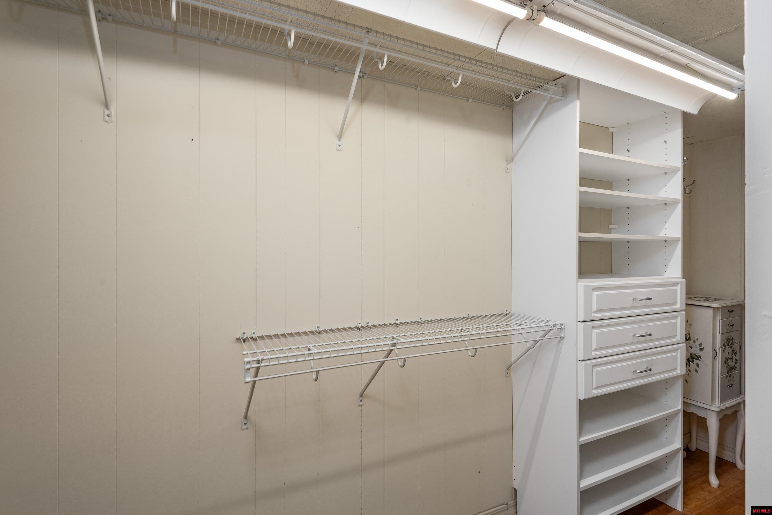 227 Harding Boulevard